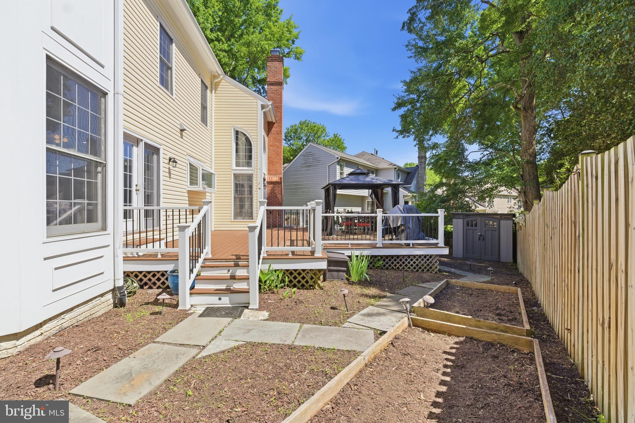 BARRINGTON - Residential