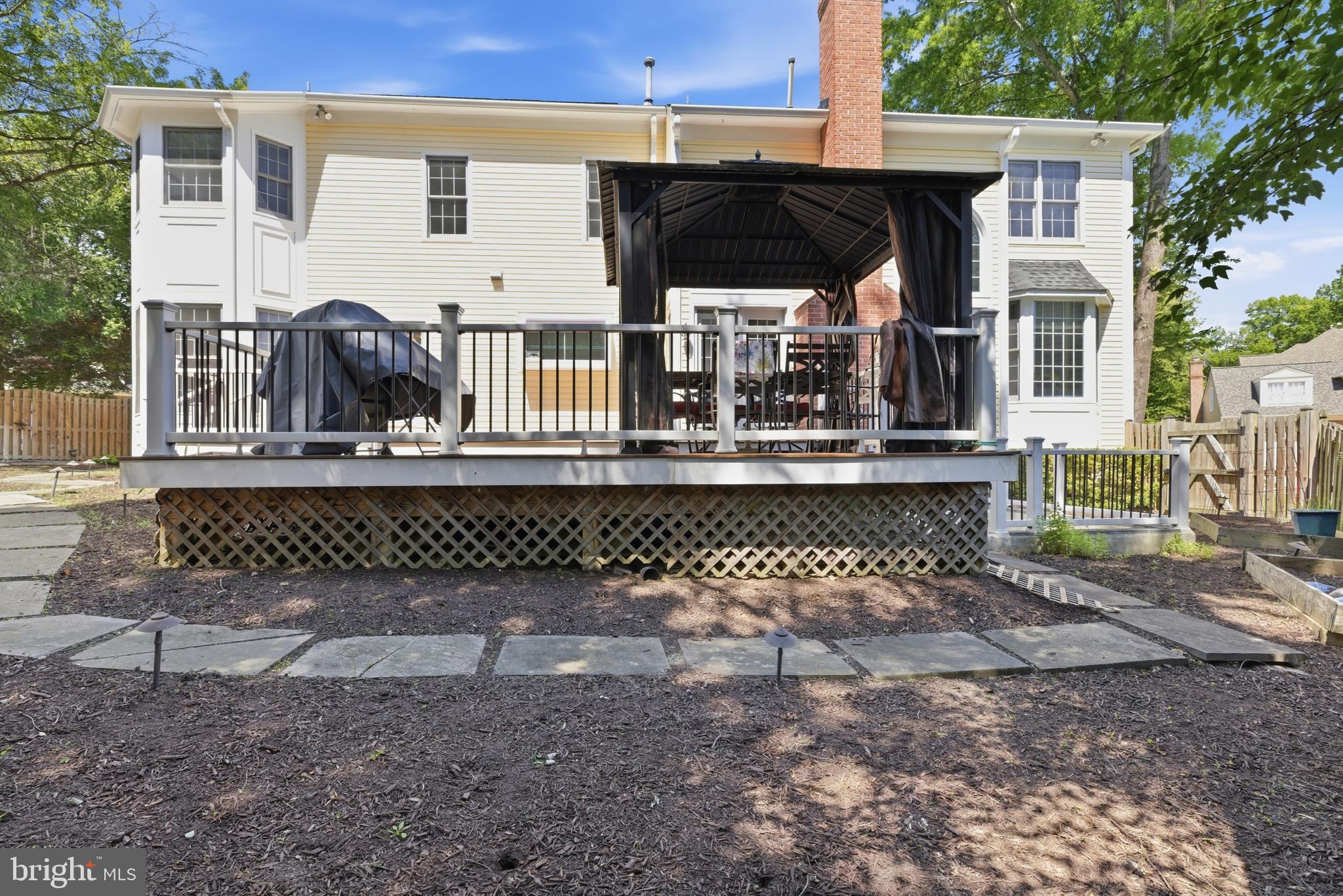 BARRINGTON - Residential
