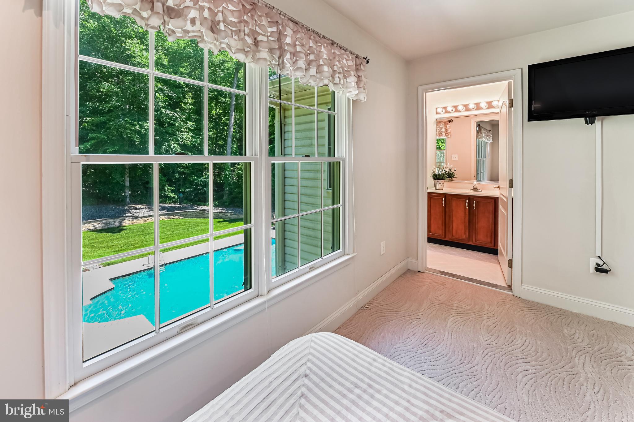 ANNAPOLIS PRESERVE - Residential
