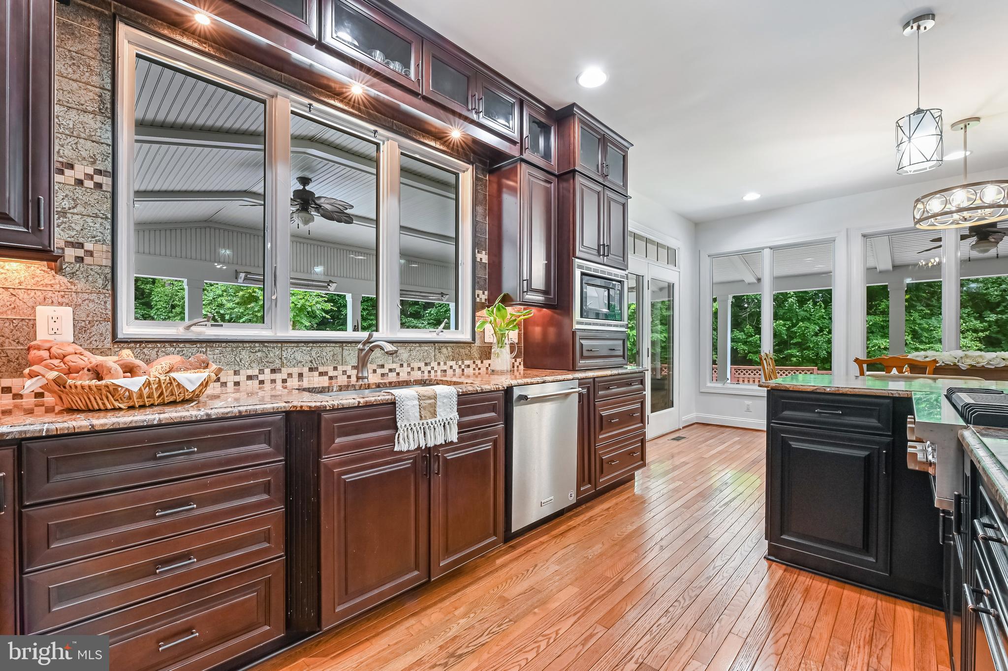 ANNAPOLIS PRESERVE - Residential