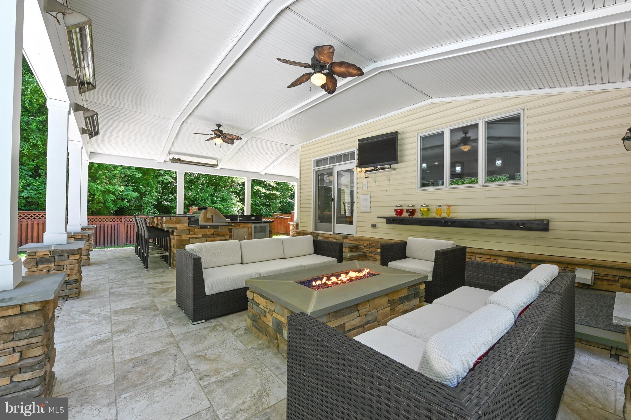 ANNAPOLIS PRESERVE - Residential