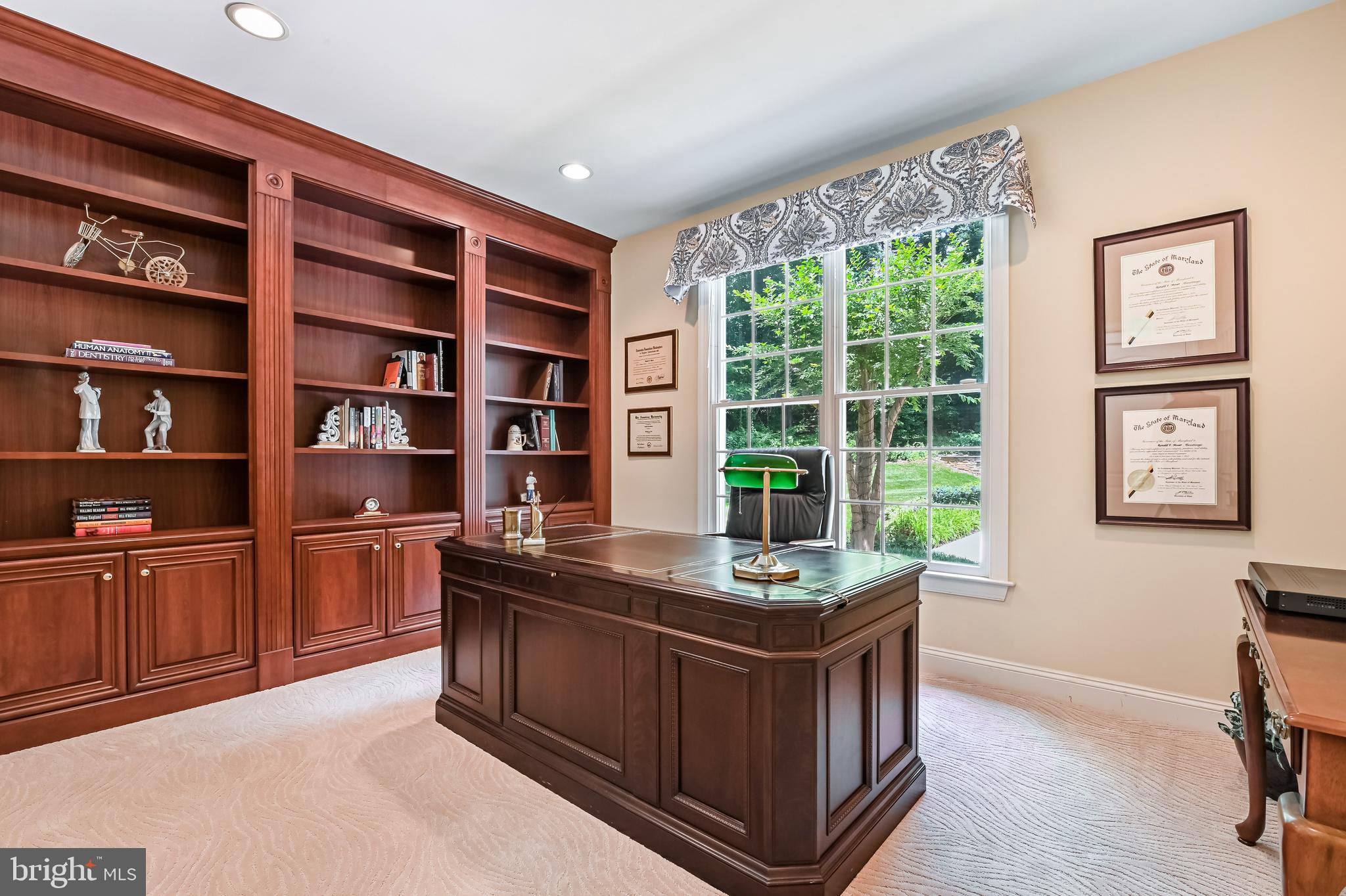 ANNAPOLIS PRESERVE - Residential