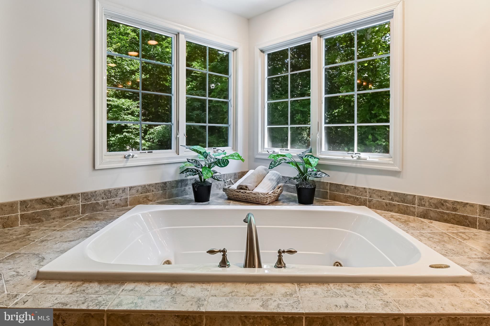 ANNAPOLIS PRESERVE - Residential
