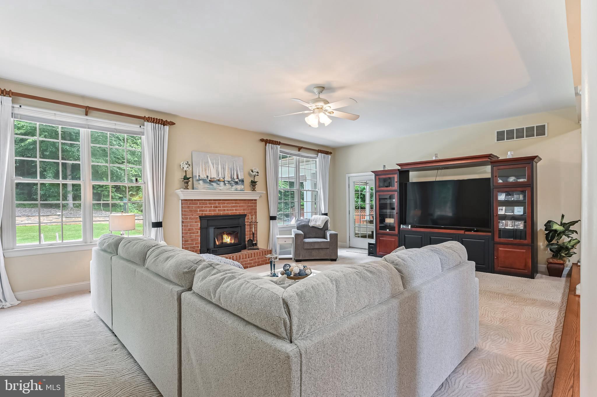 ANNAPOLIS PRESERVE - Residential