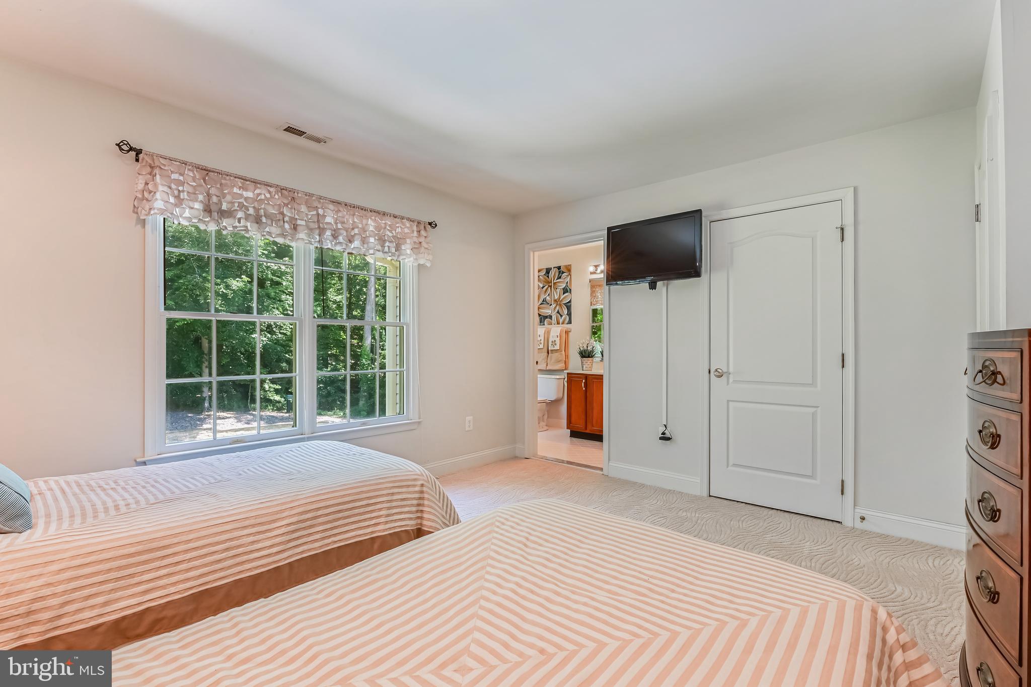 ANNAPOLIS PRESERVE - Residential