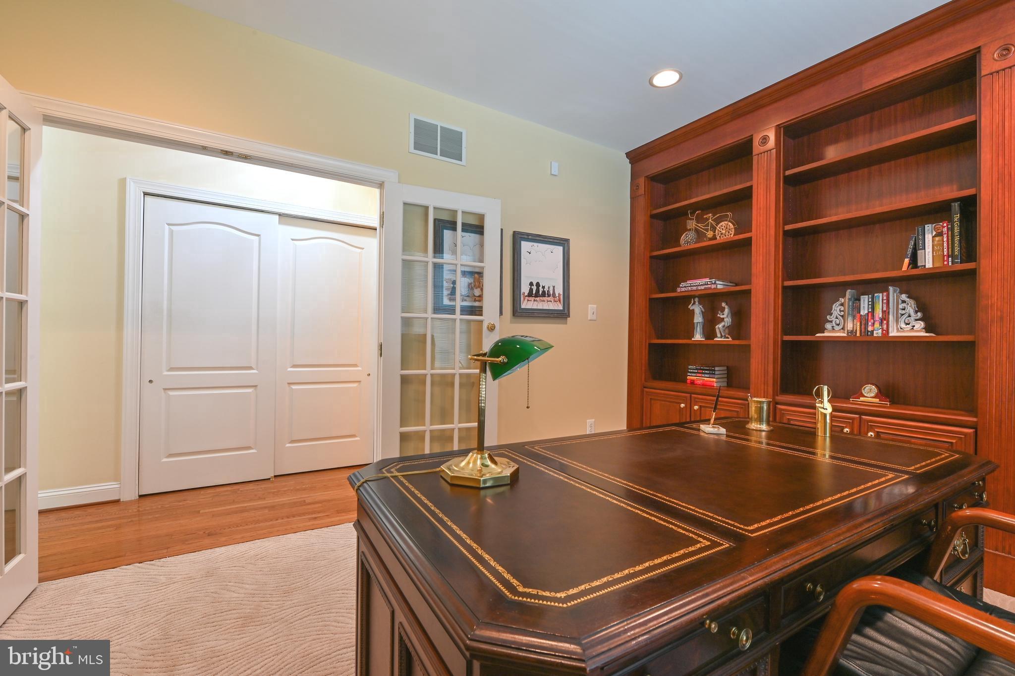 ANNAPOLIS PRESERVE - Residential