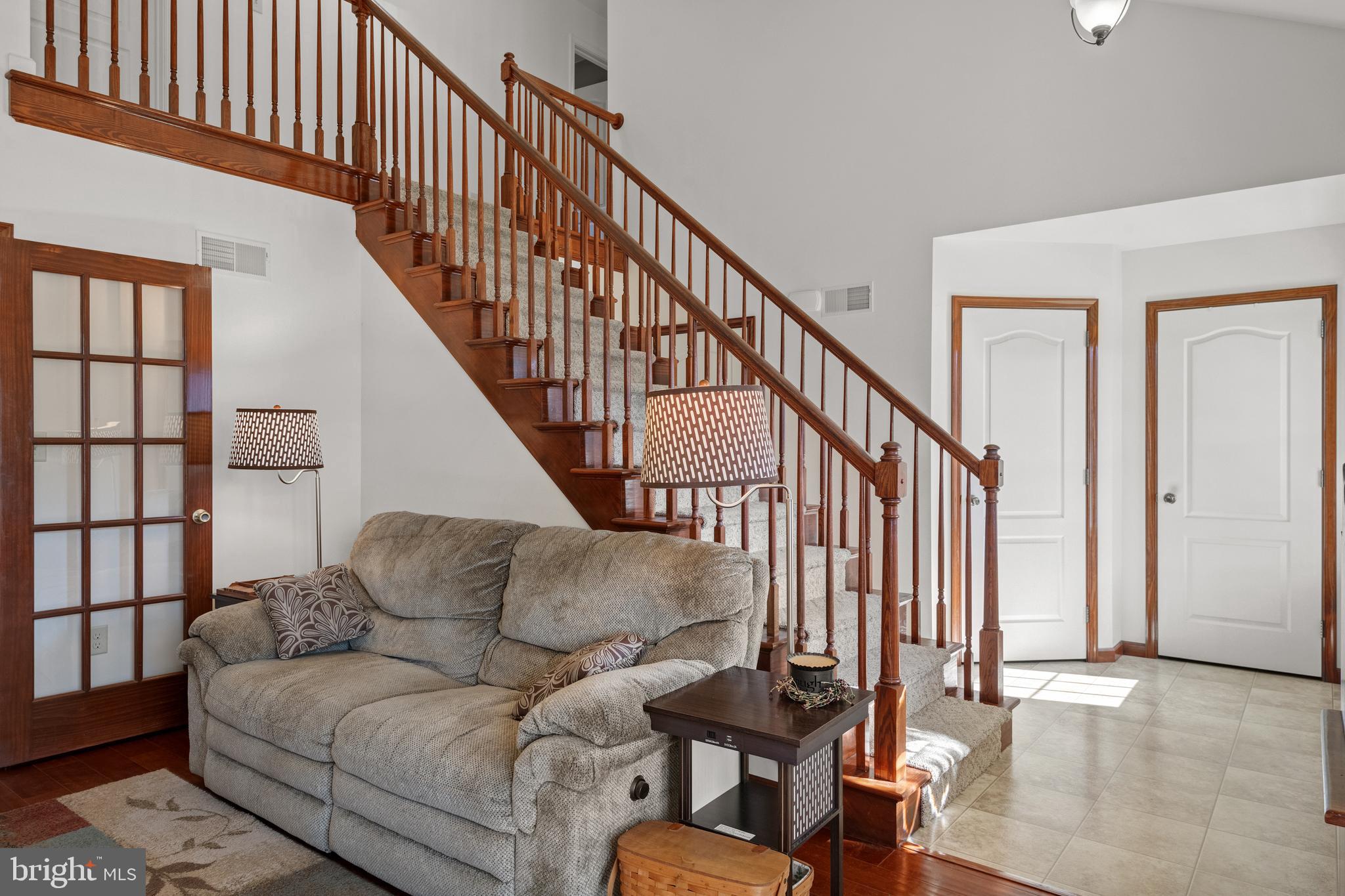 BLUE MOUNTAIN VIEW ESTATE - Residential