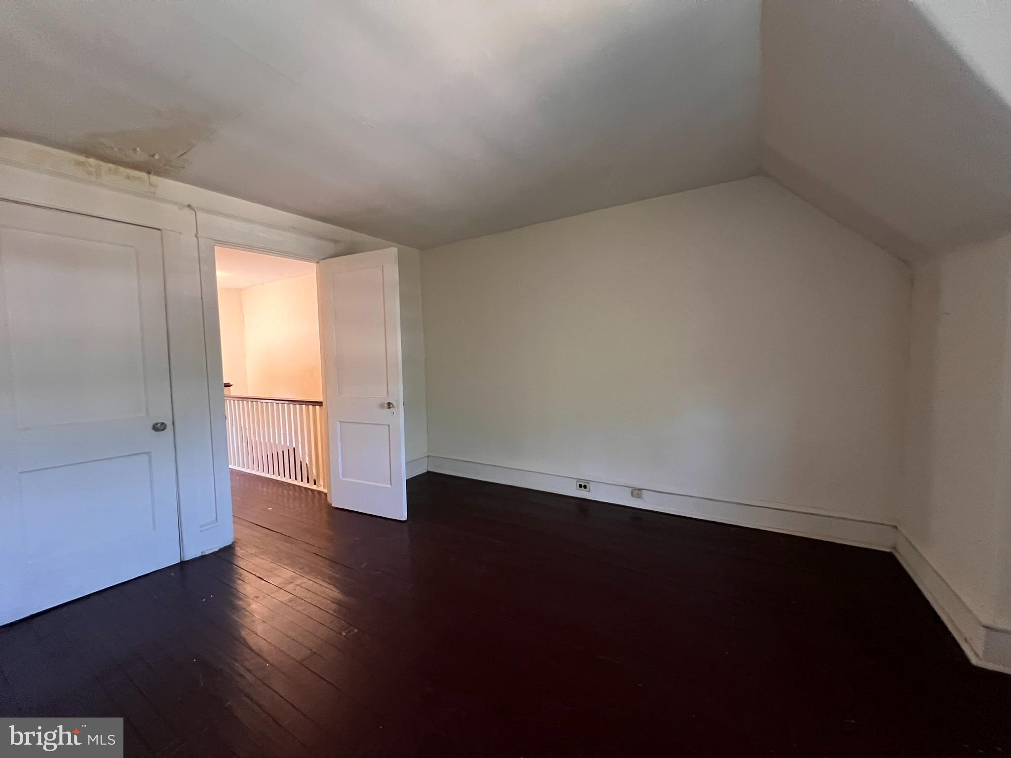 LANSDOWNE - Residential