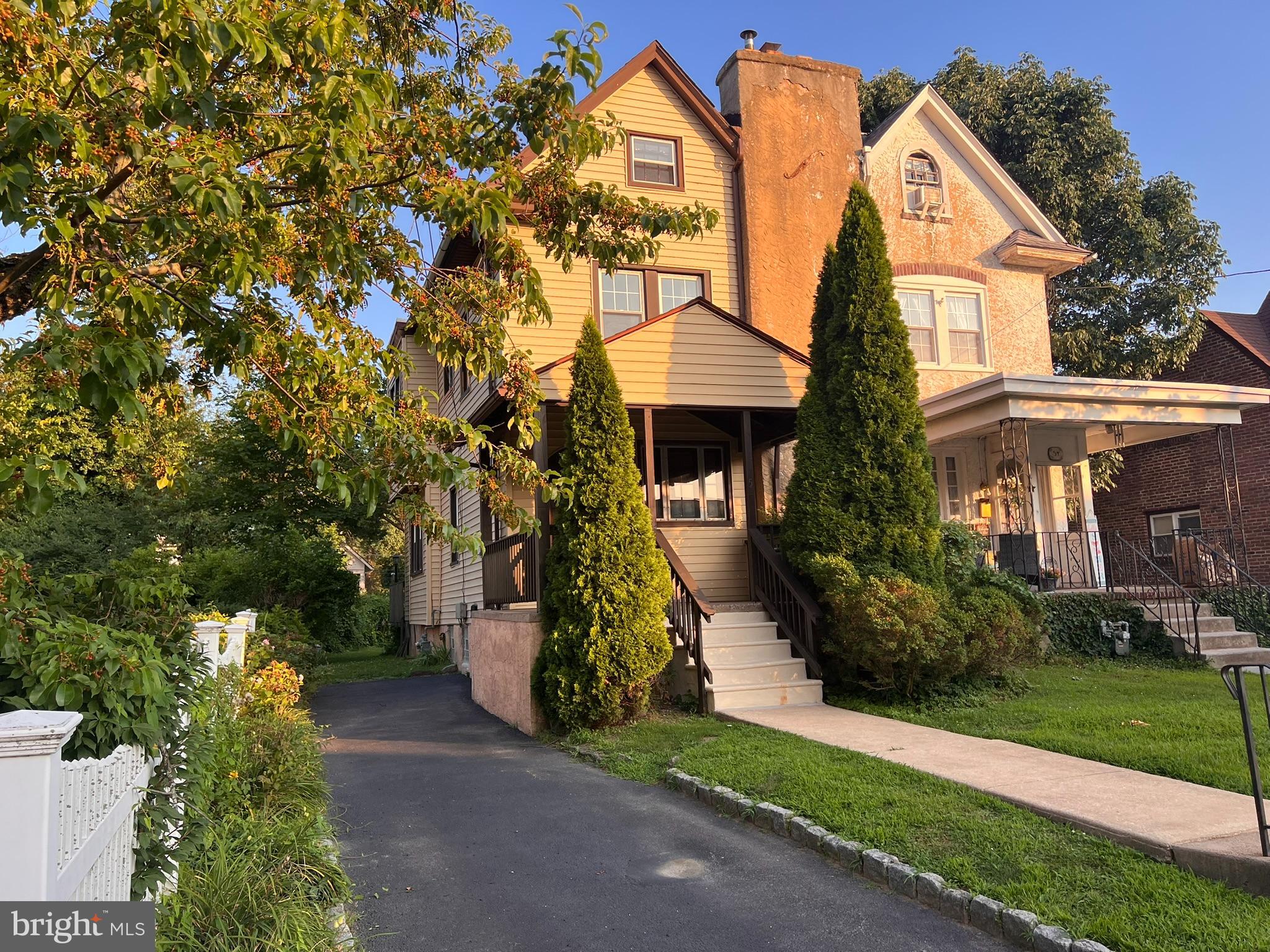 LANSDOWNE - Residential