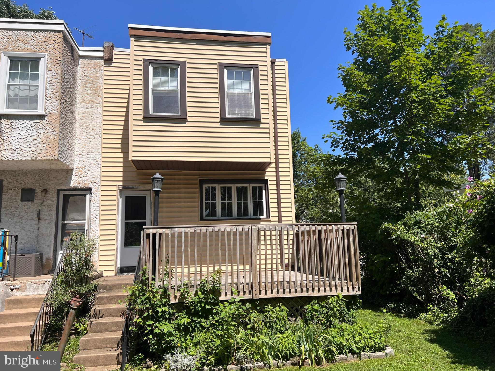 LANSDOWNE - Residential