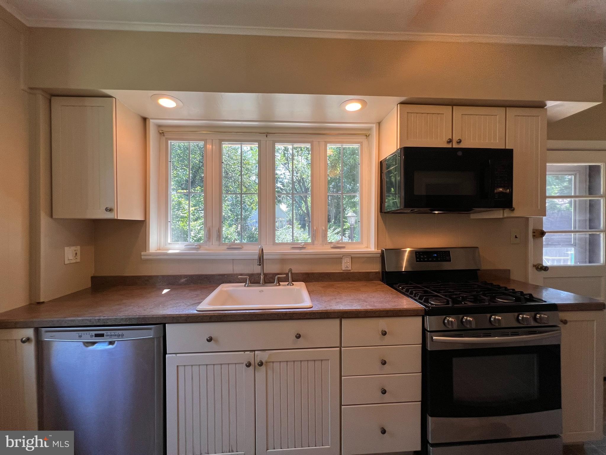 LANSDOWNE - Residential