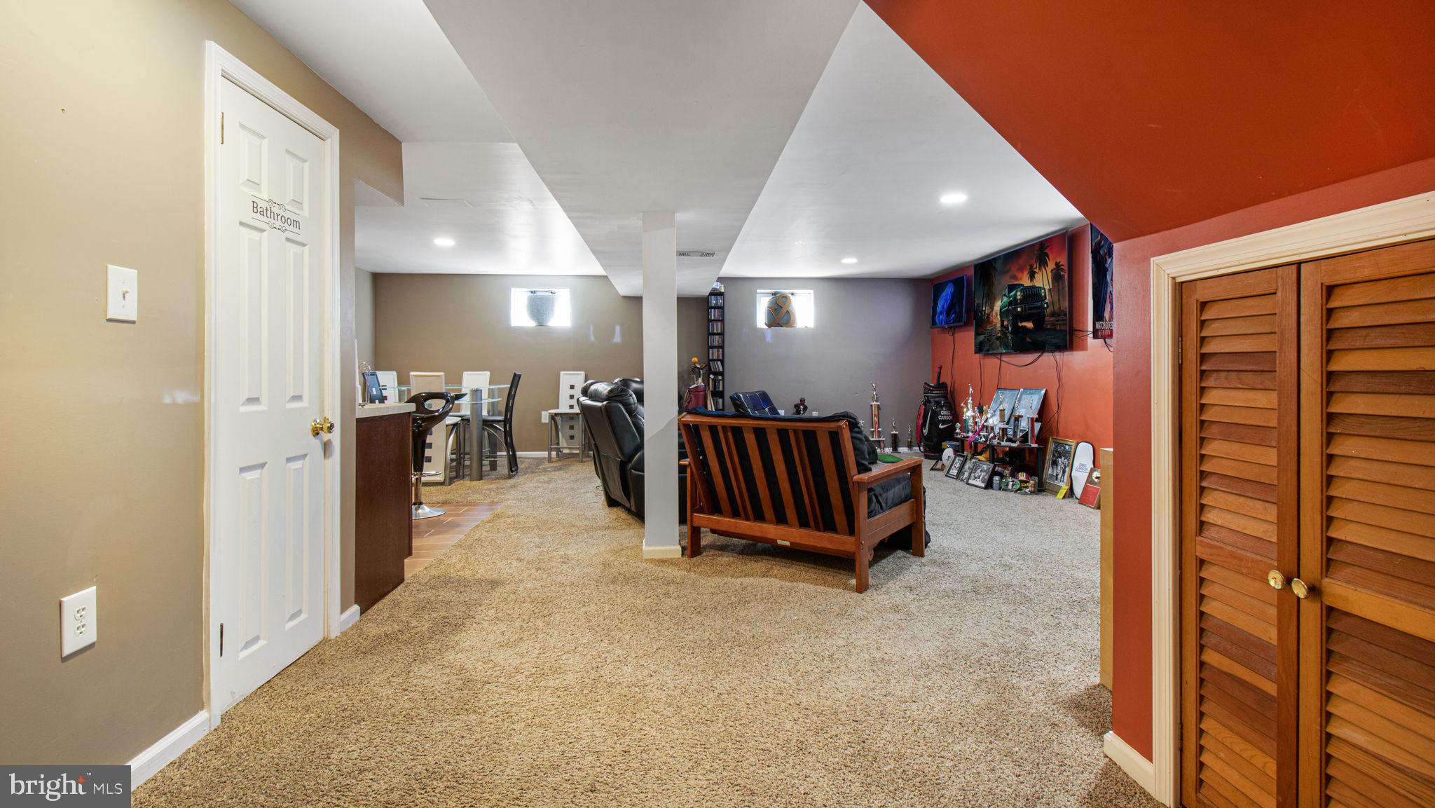 RAMBLEWOOD VILLAGE - Residential
