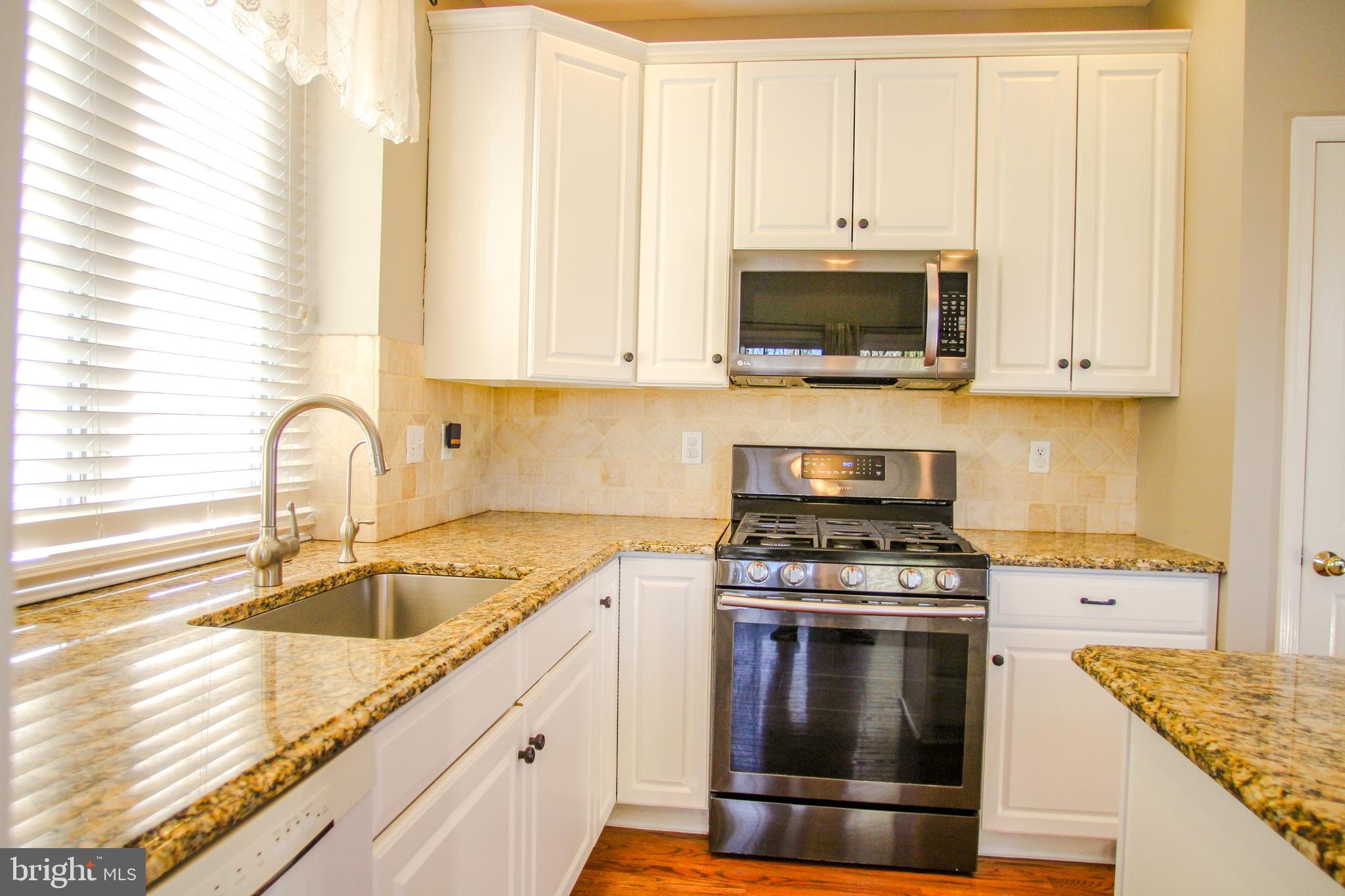WHITELAND WOODS - Residential Lease