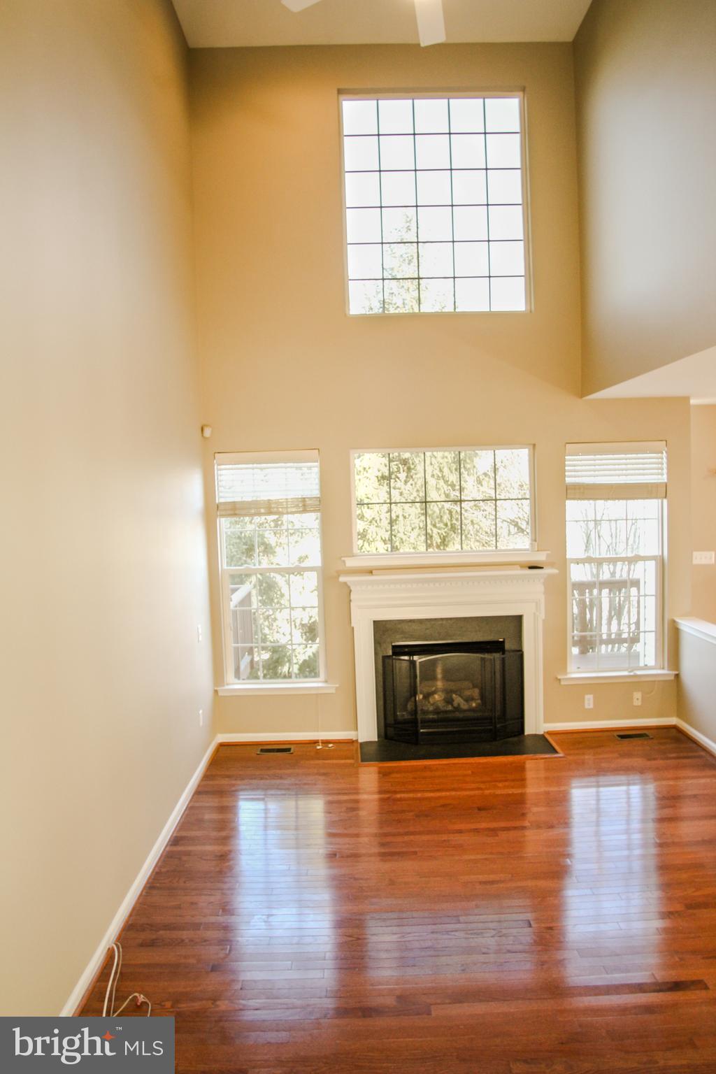 WHITELAND WOODS - Residential Lease