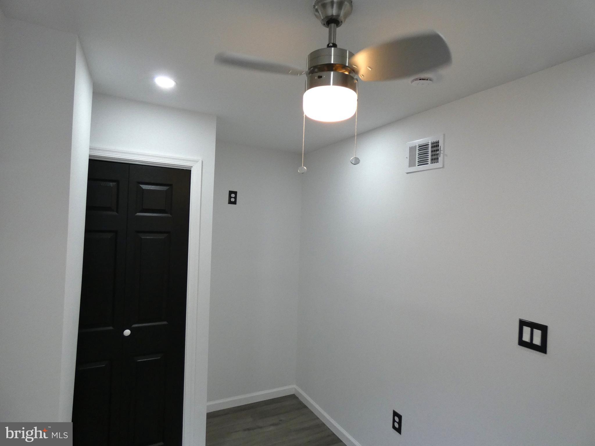 MILL CREEK - Residential