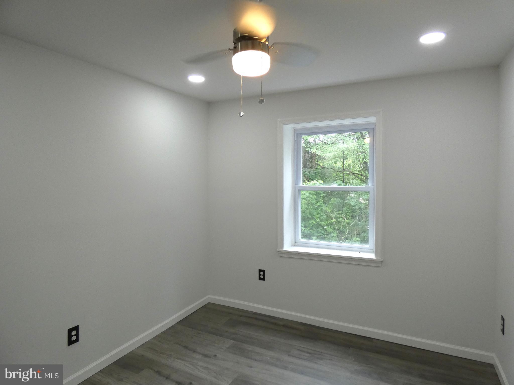MILL CREEK - Residential