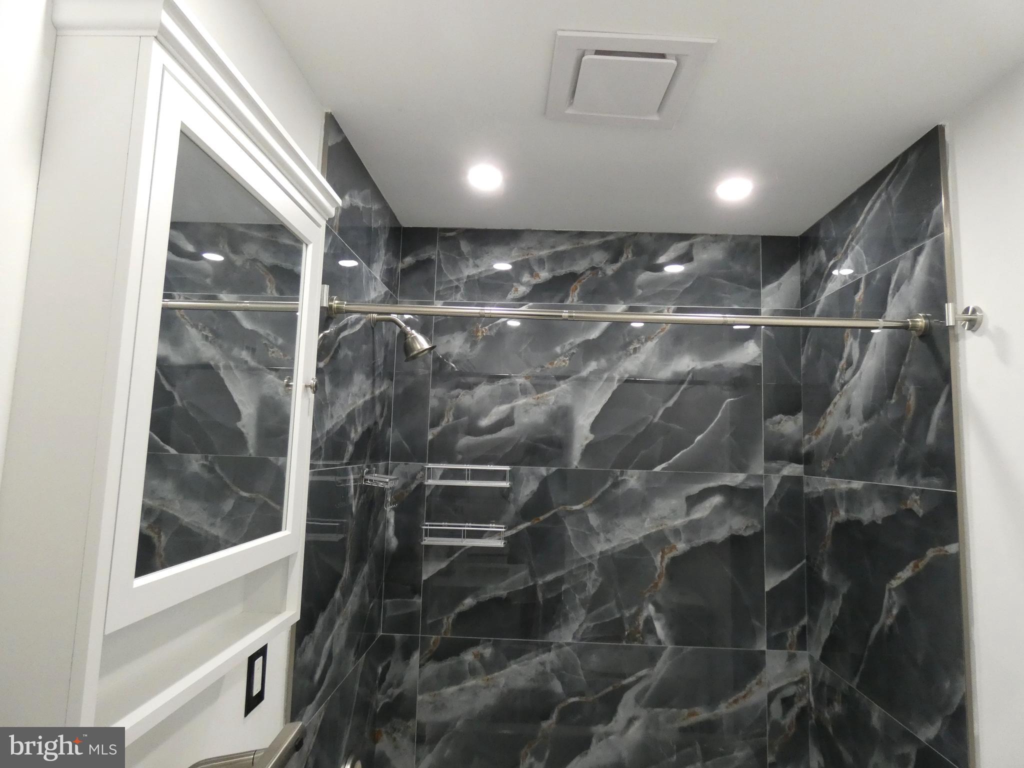 MILL CREEK - Residential