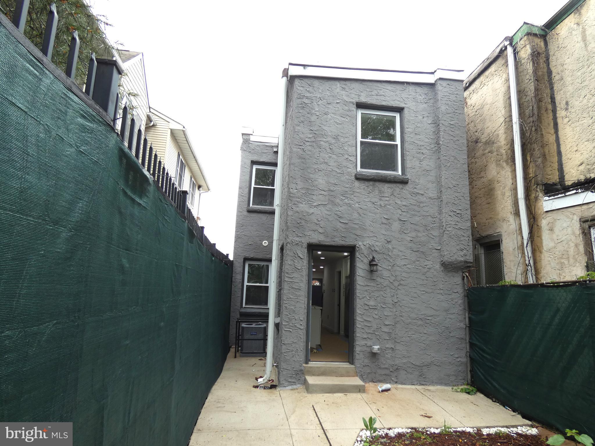 MILL CREEK - Residential