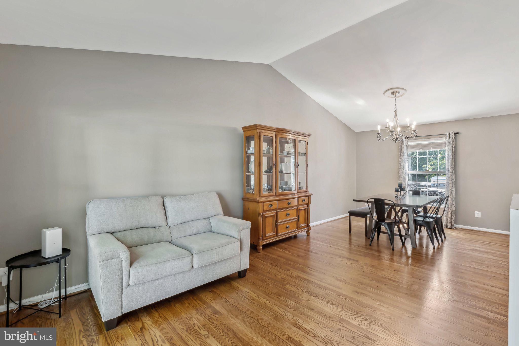 CARDINAL CREST - Residential