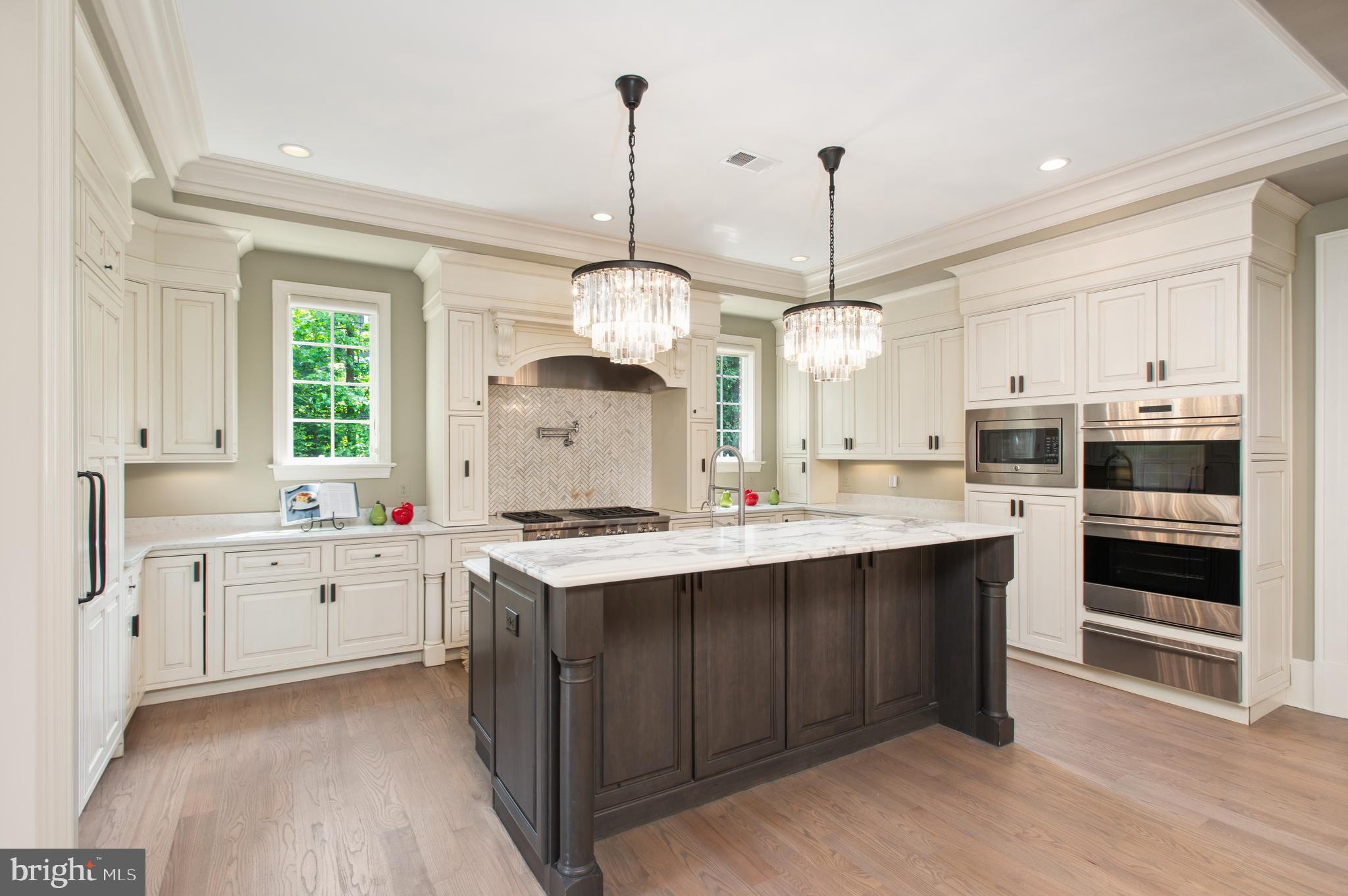 LANGLEY FOREST - Residential
