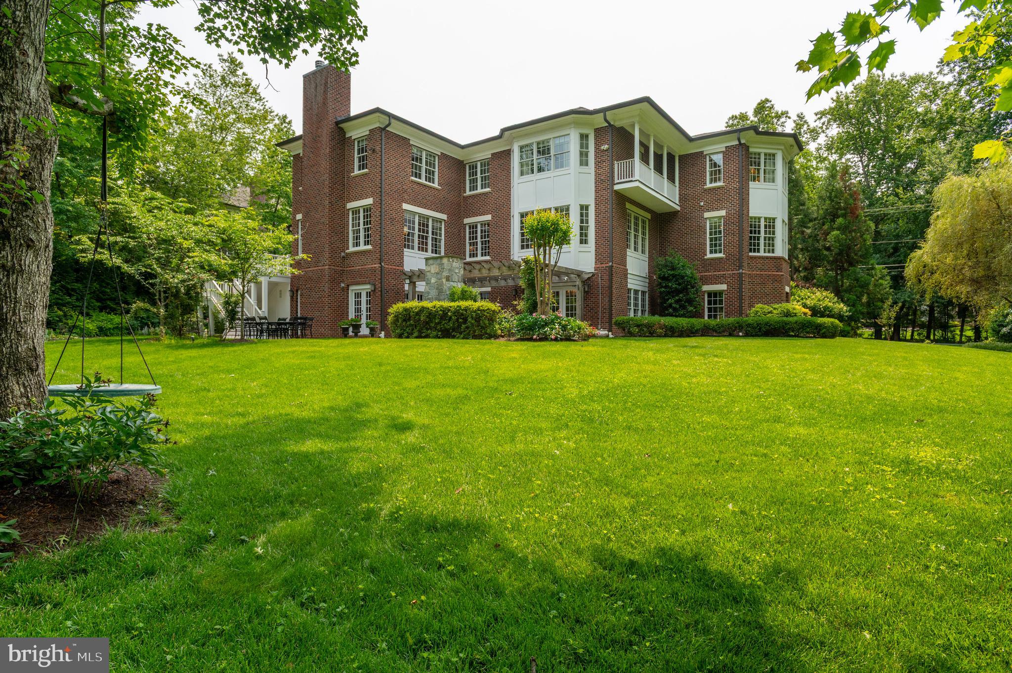 LANGLEY FOREST - Residential