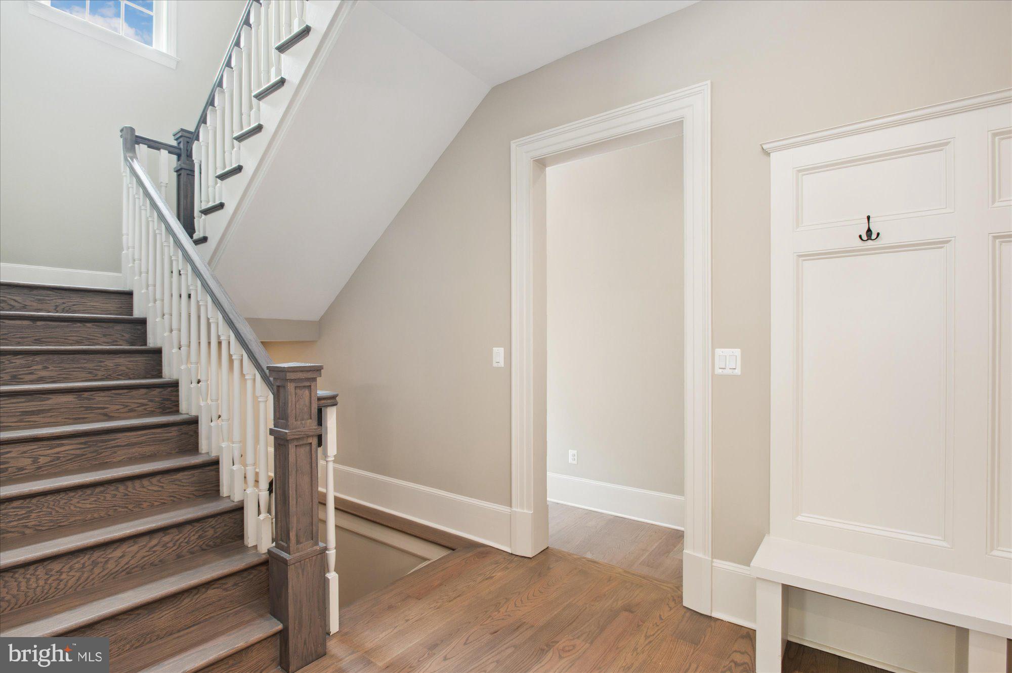LANGLEY FOREST - Residential