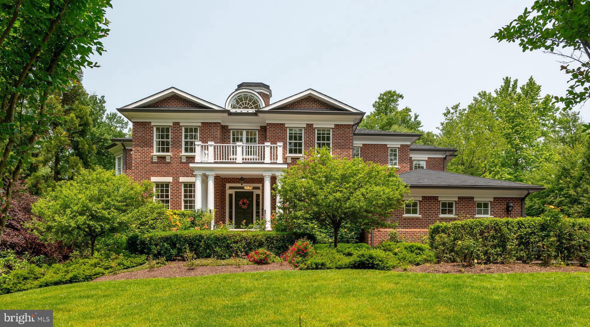 LANGLEY FOREST - Residential