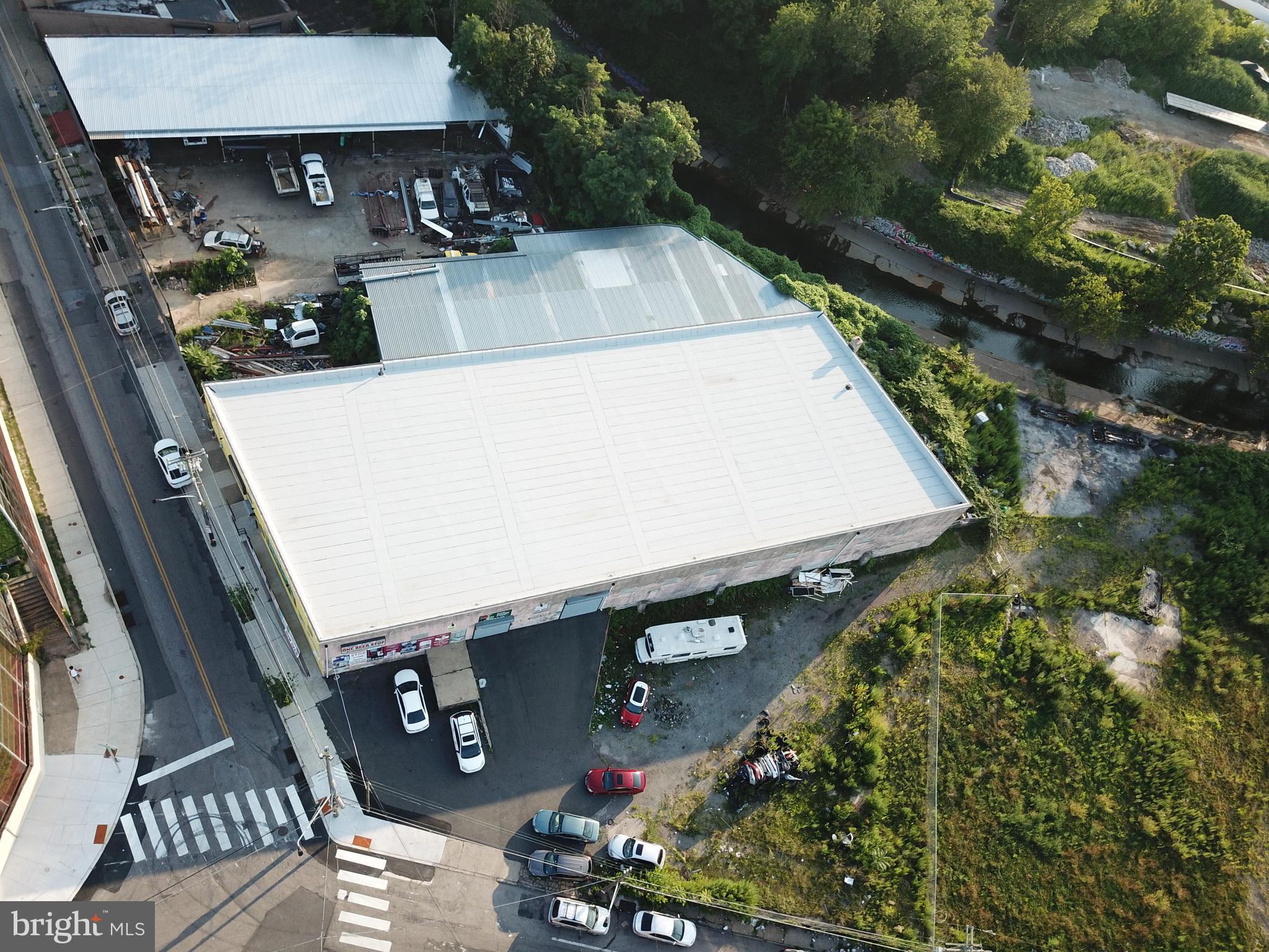 FRANKFORD - Commercial Sale