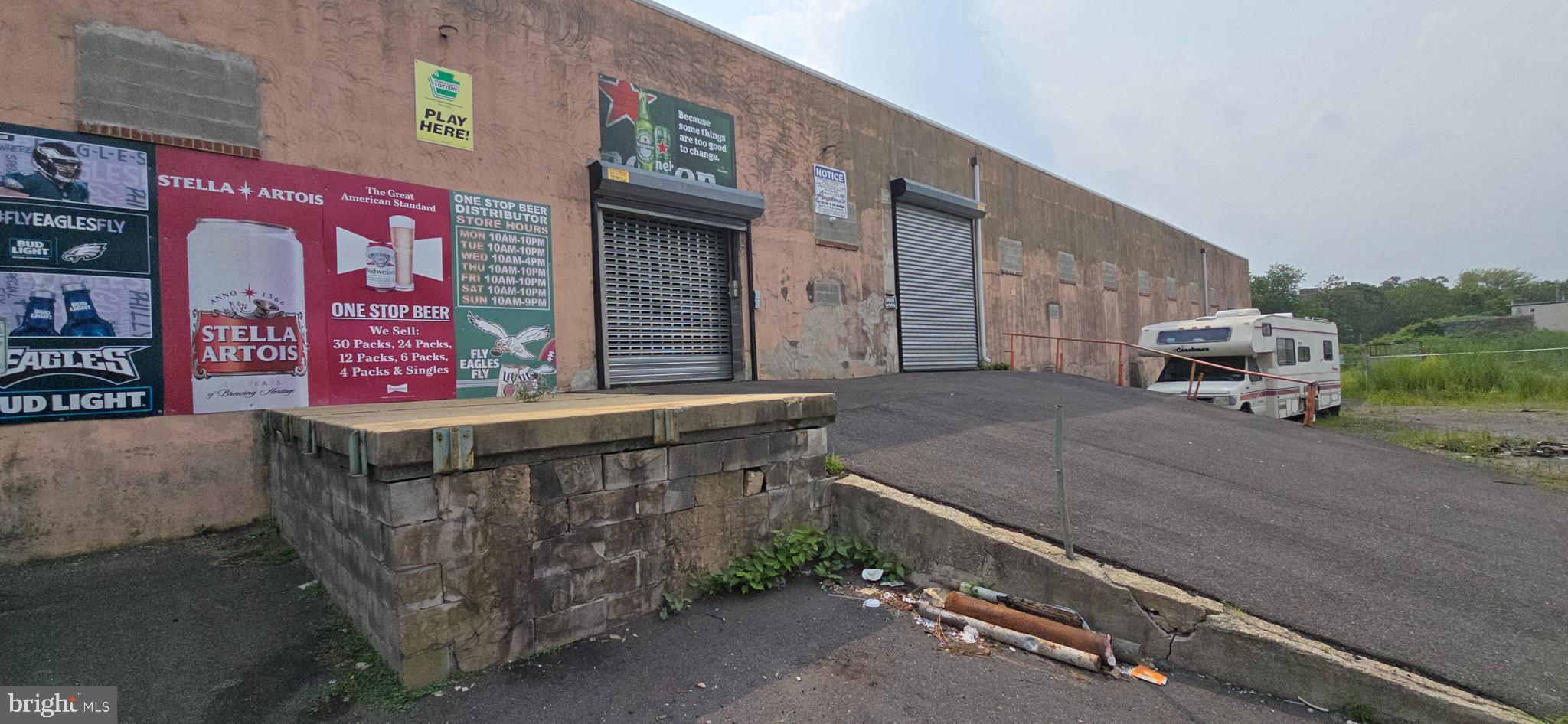 FRANKFORD - Commercial Sale
