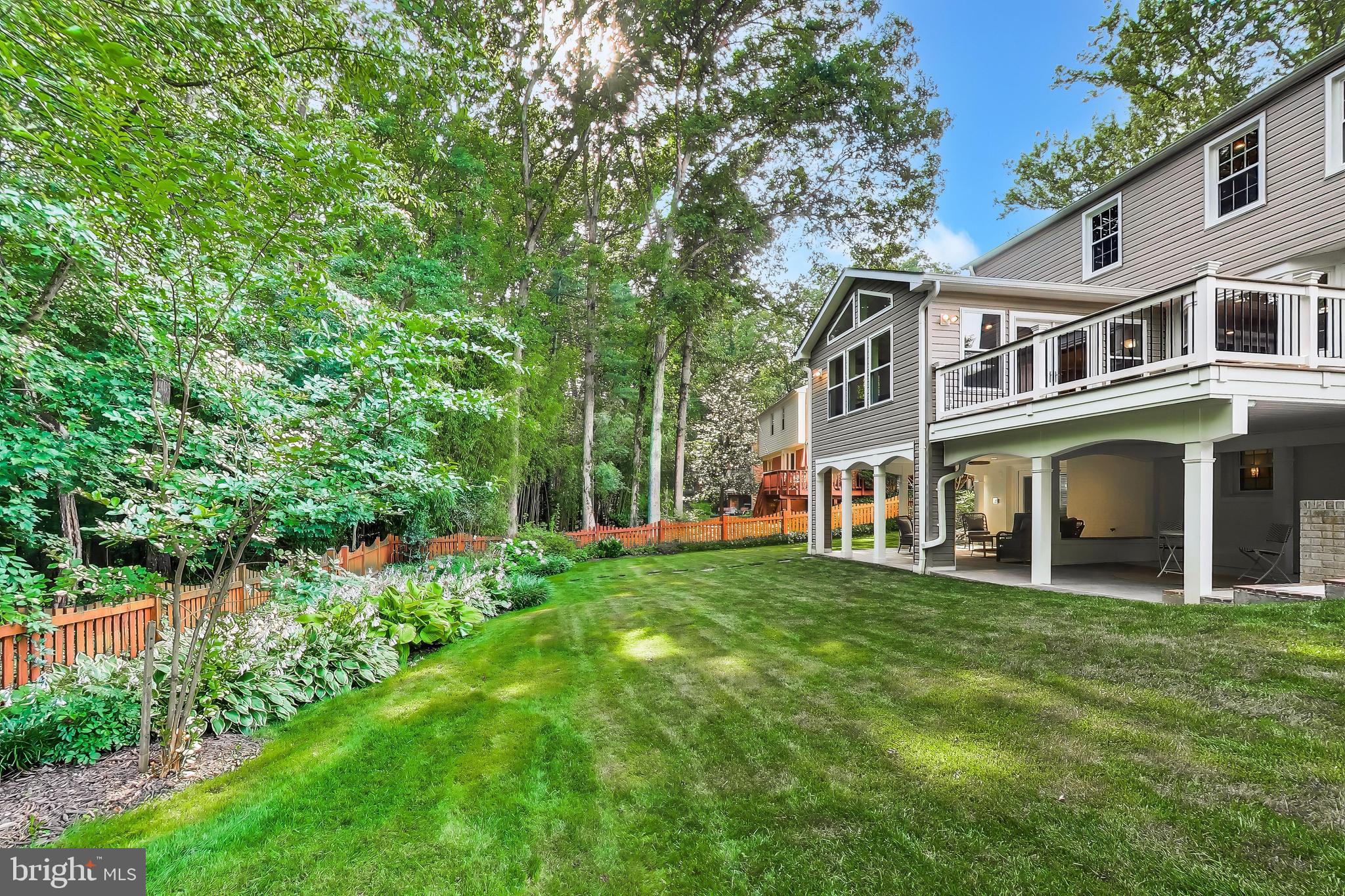 WILLOW WOODS - Residential