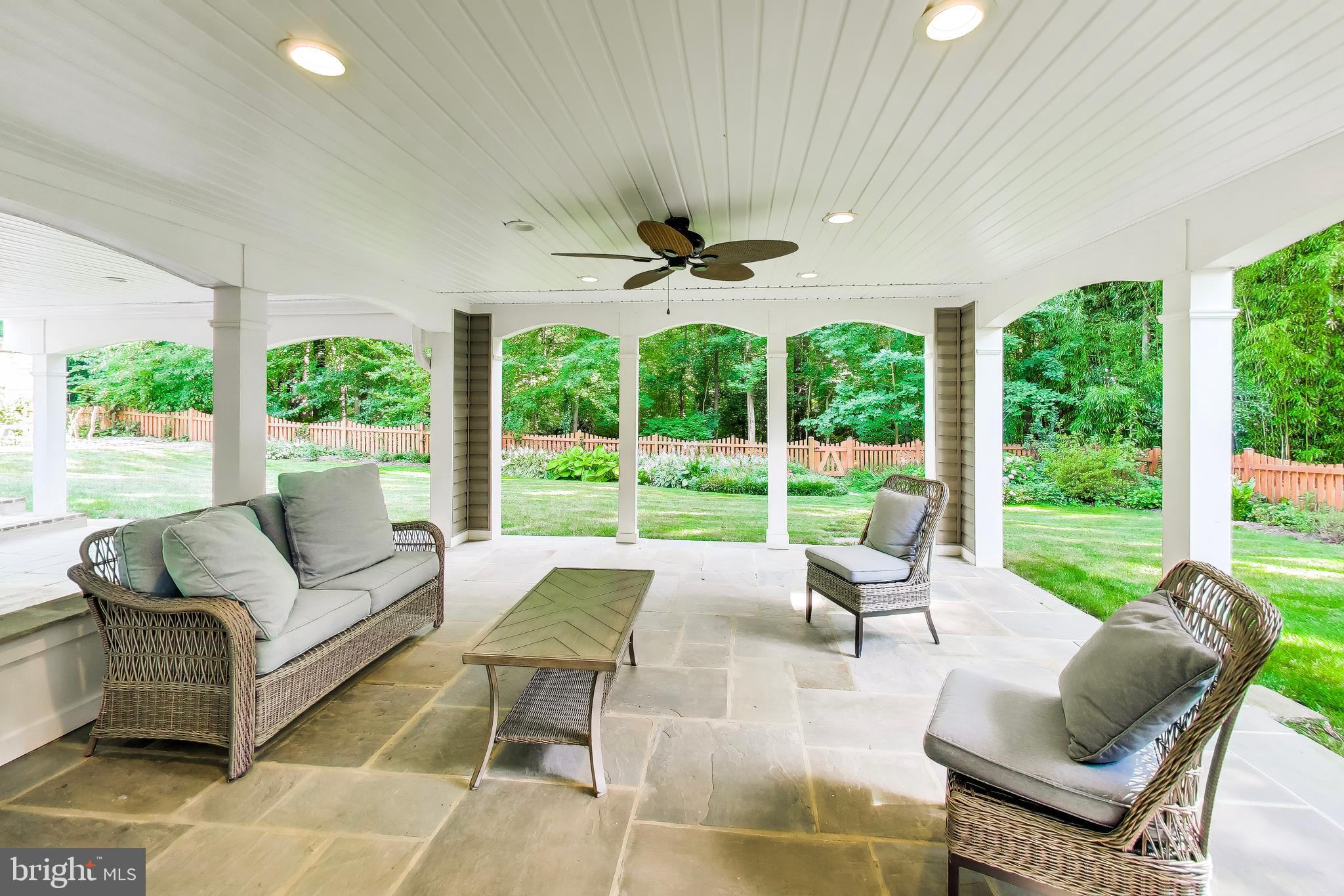 WILLOW WOODS - Residential