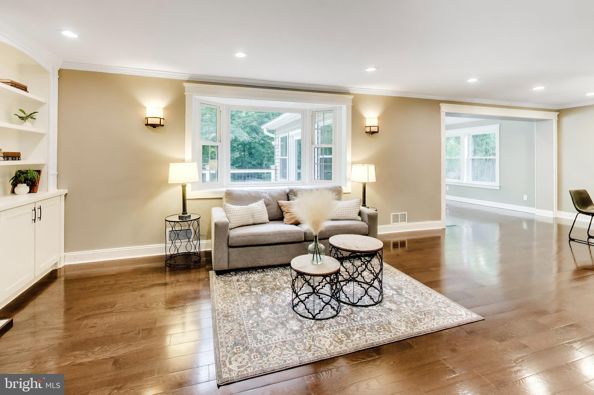 WILLOW WOODS - Residential