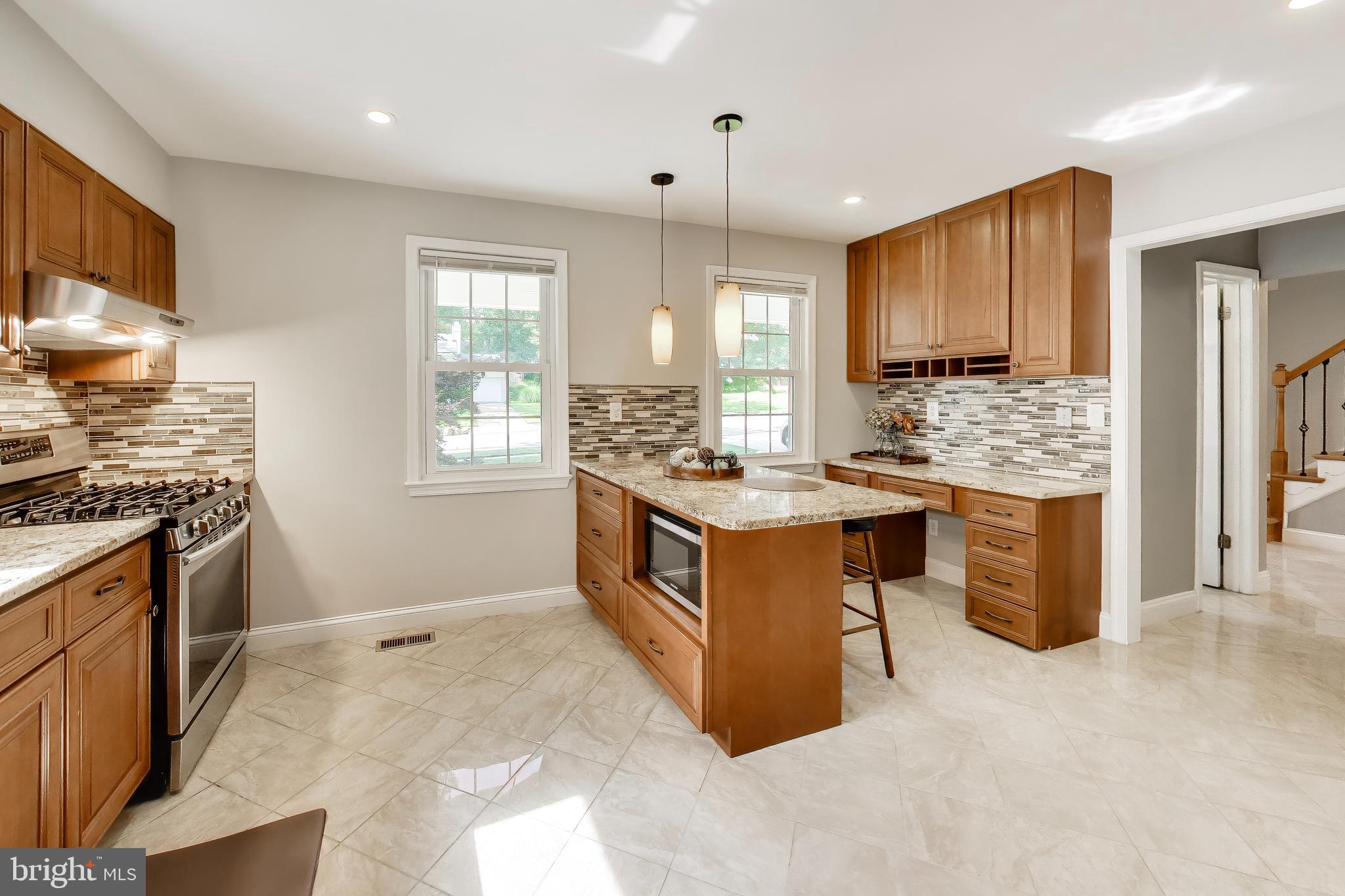 WILLOW WOODS - Residential