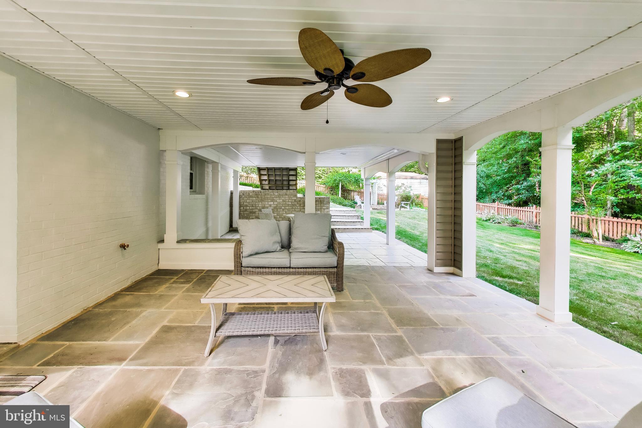 WILLOW WOODS - Residential
