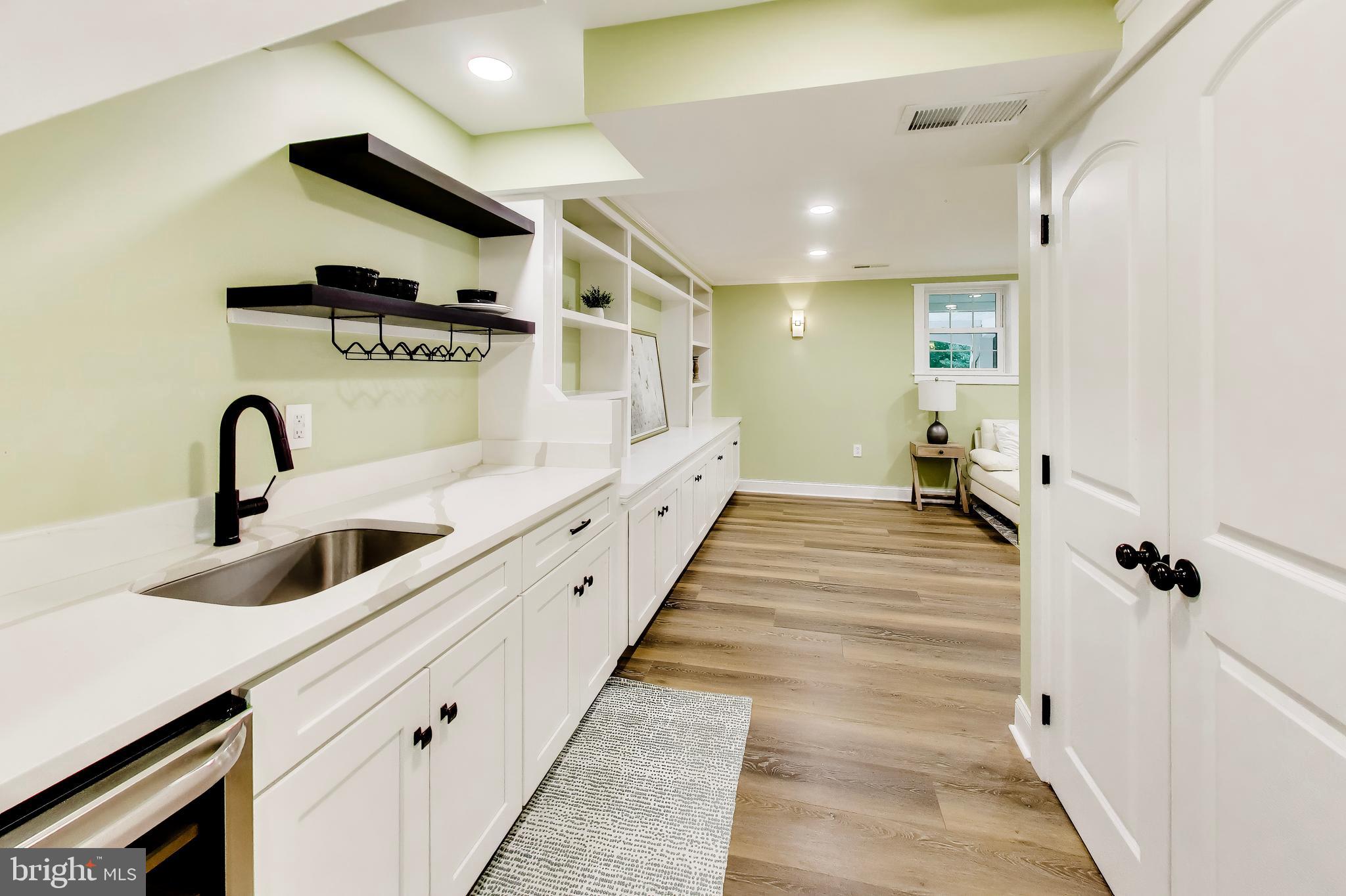 WILLOW WOODS - Residential