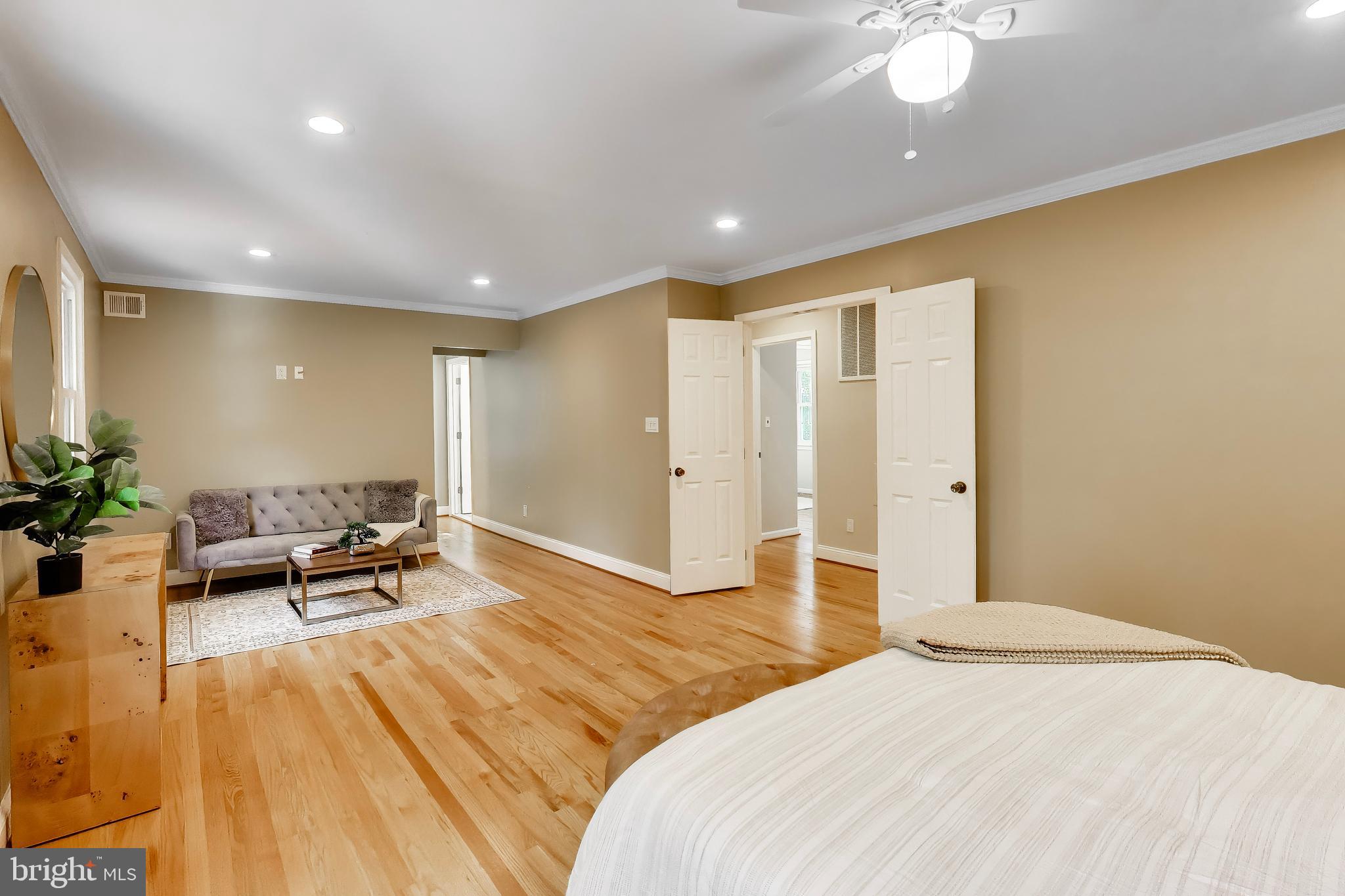 WILLOW WOODS - Residential