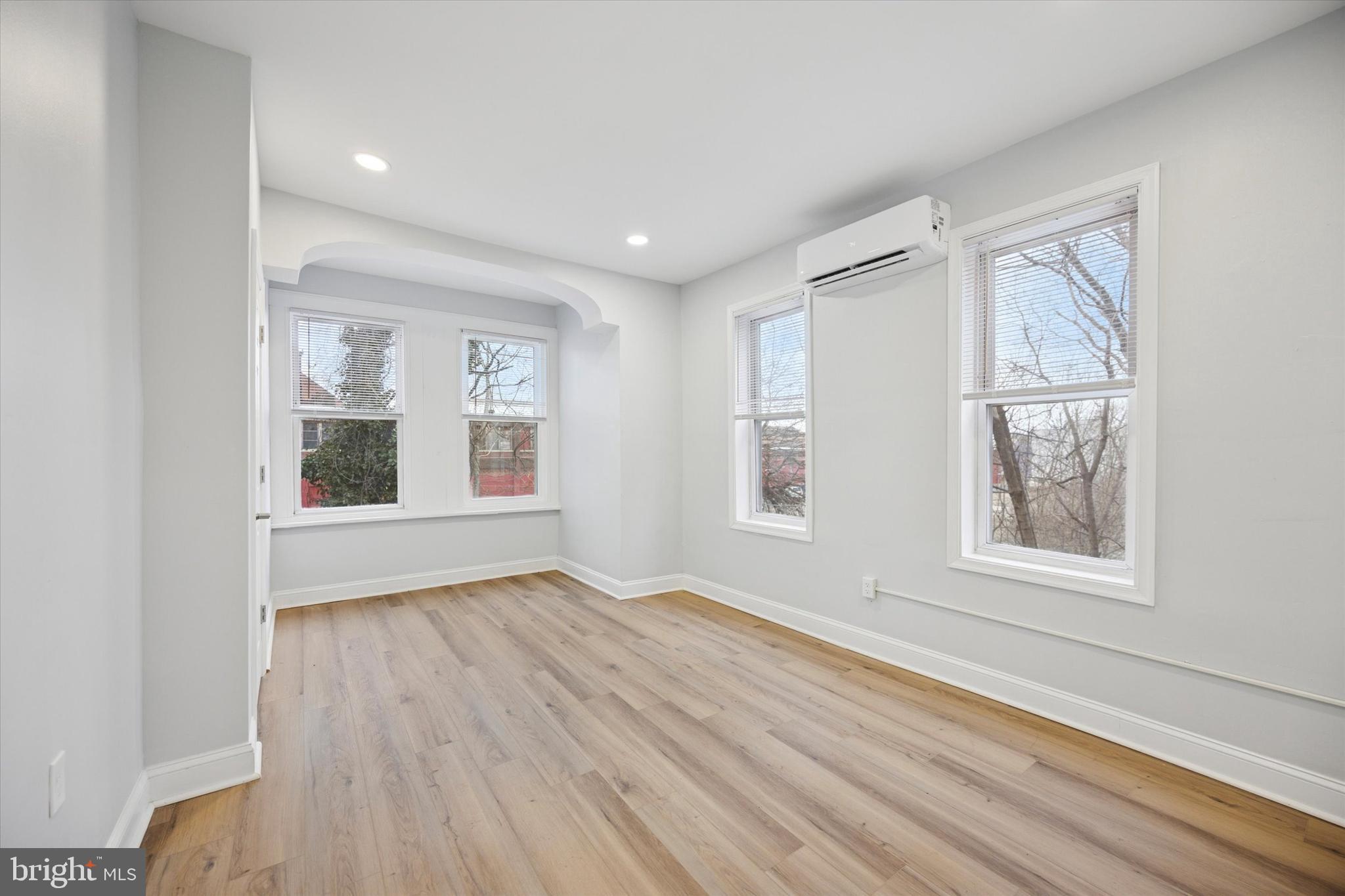 PHILADELPHIA (NORTH) - Residential