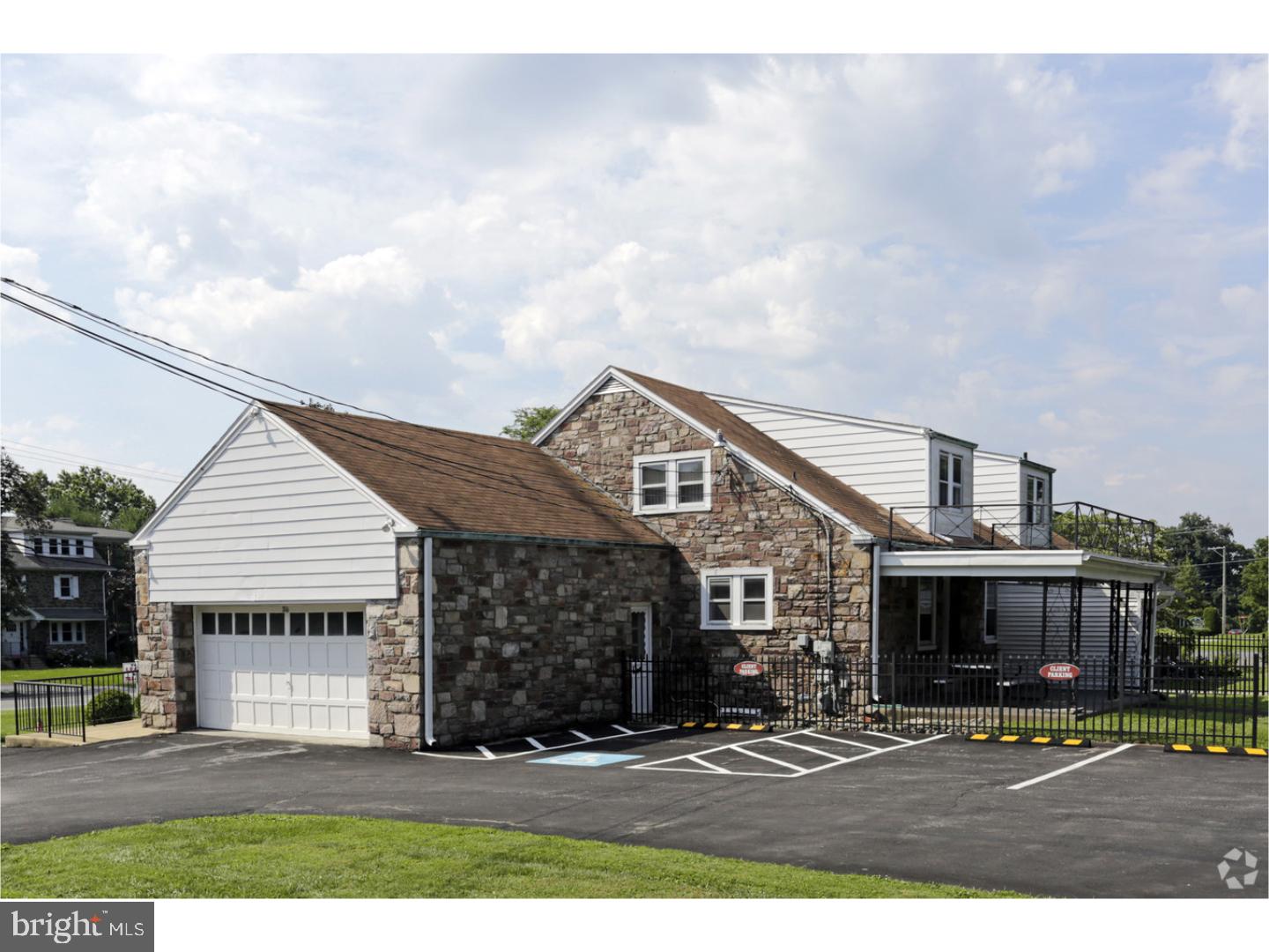 COLESTON - Commercial Sale