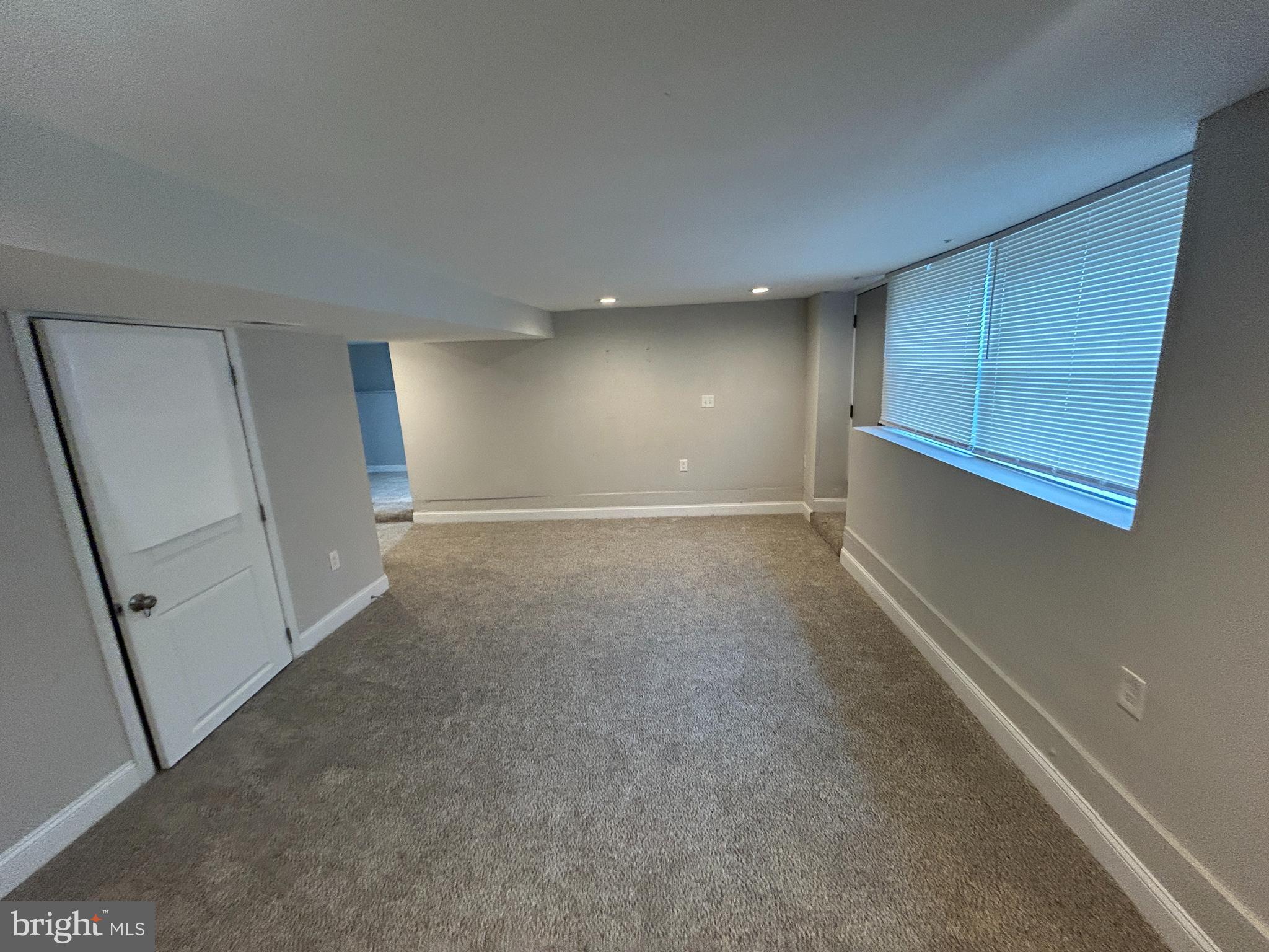 OAK CREST - Residential
