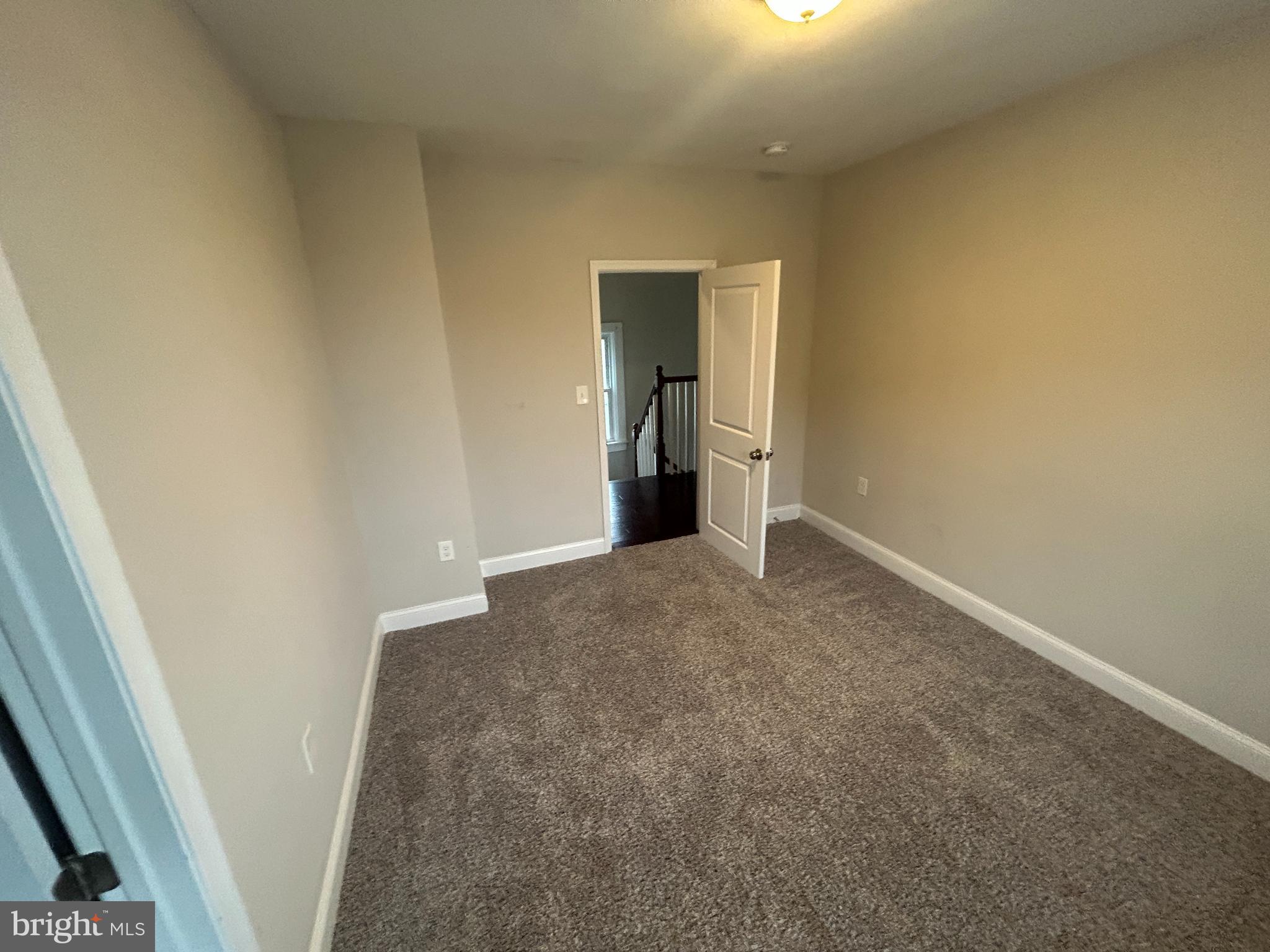 OAK CREST - Residential