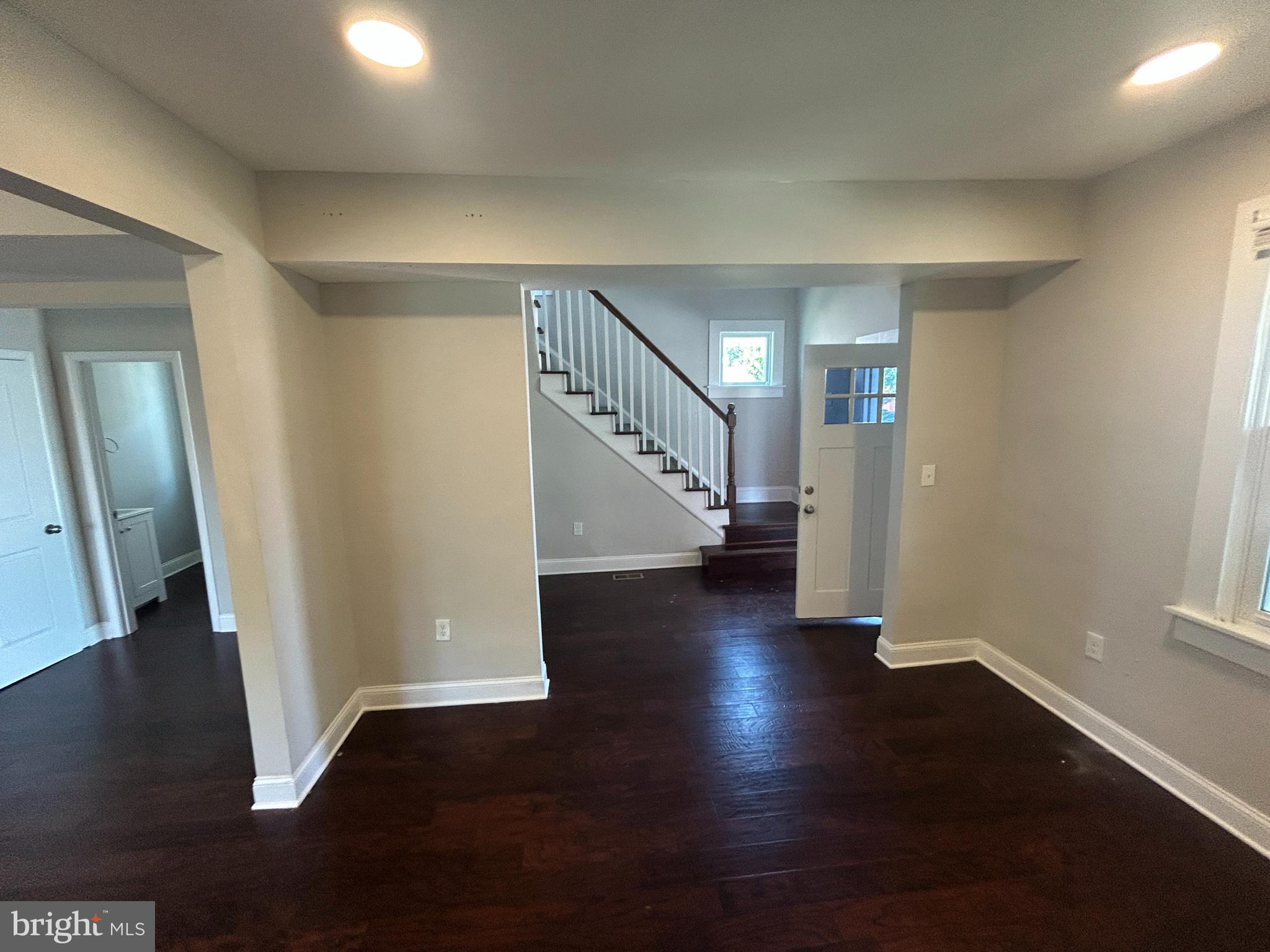 OAK CREST - Residential