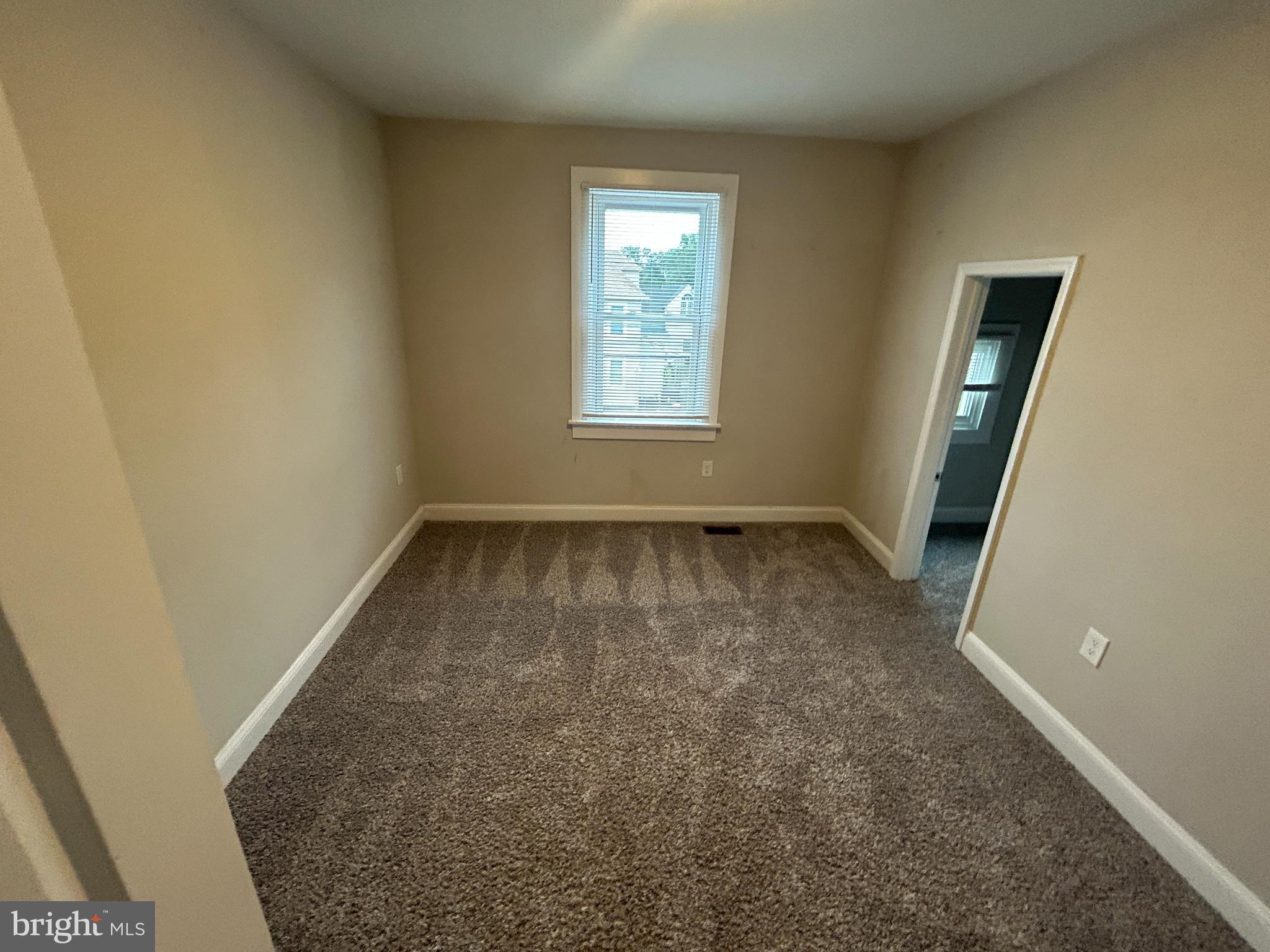 OAK CREST - Residential
