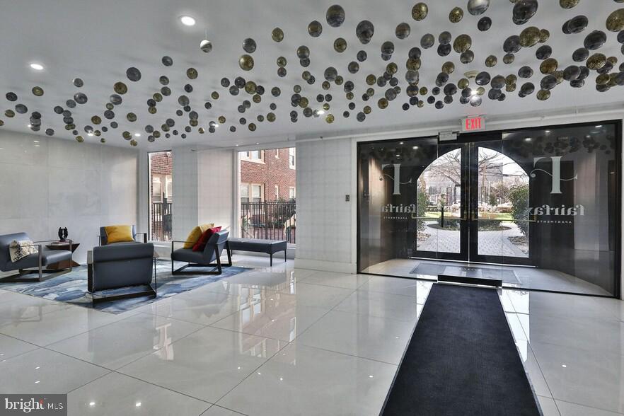 UNIVERSITY CITY - Residential Lease