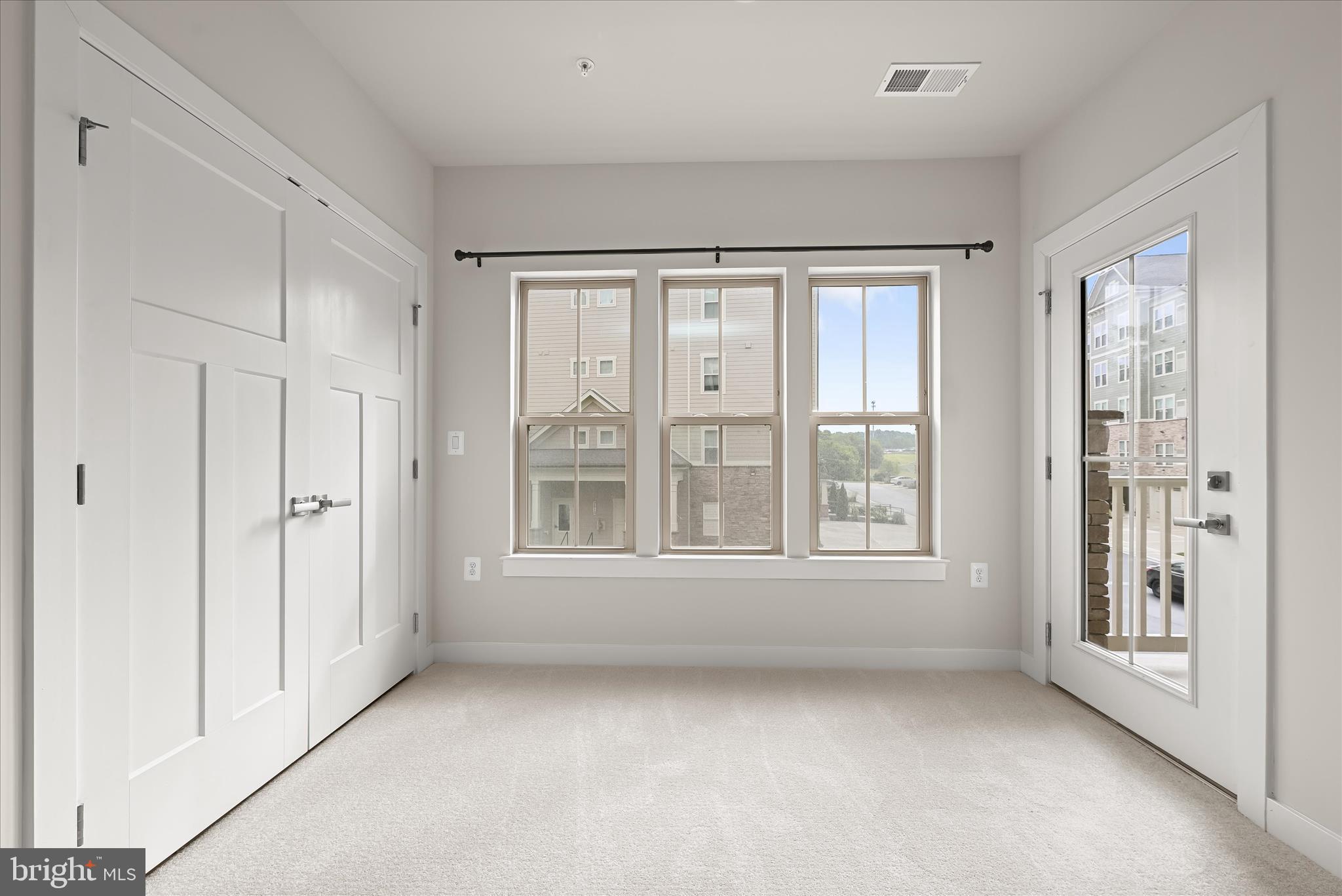 URBANA - Residential