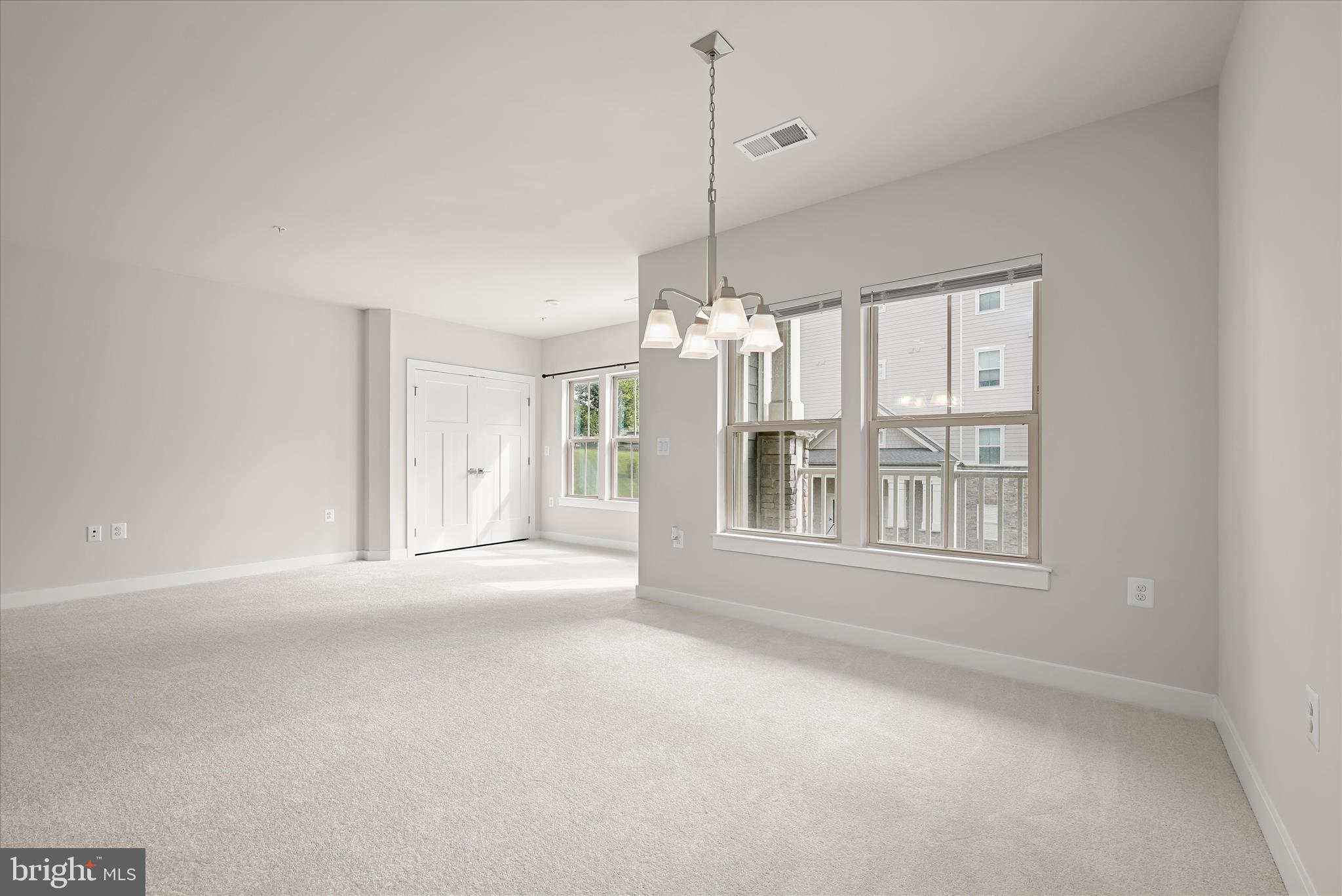 URBANA - Residential