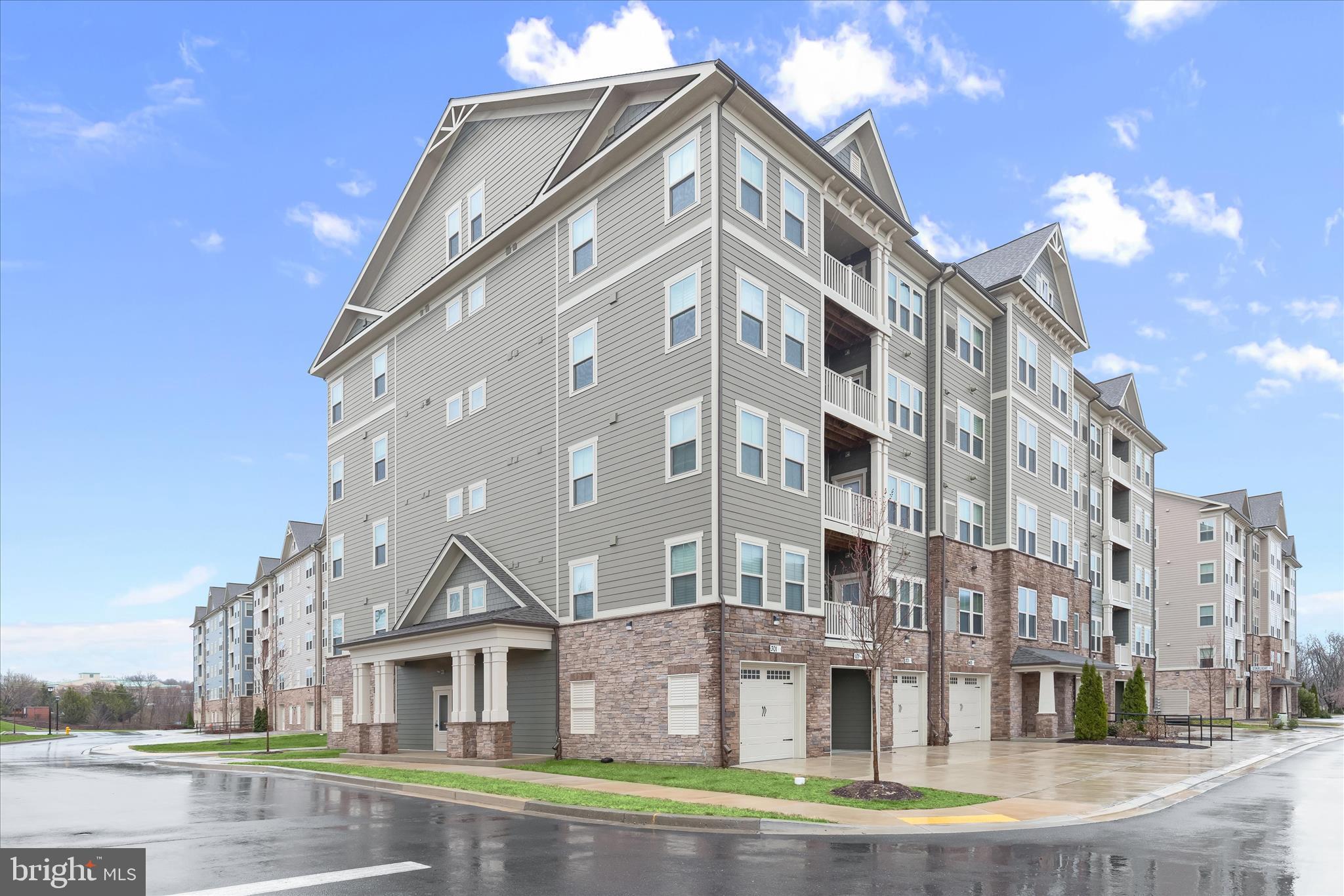 URBANA - Residential
