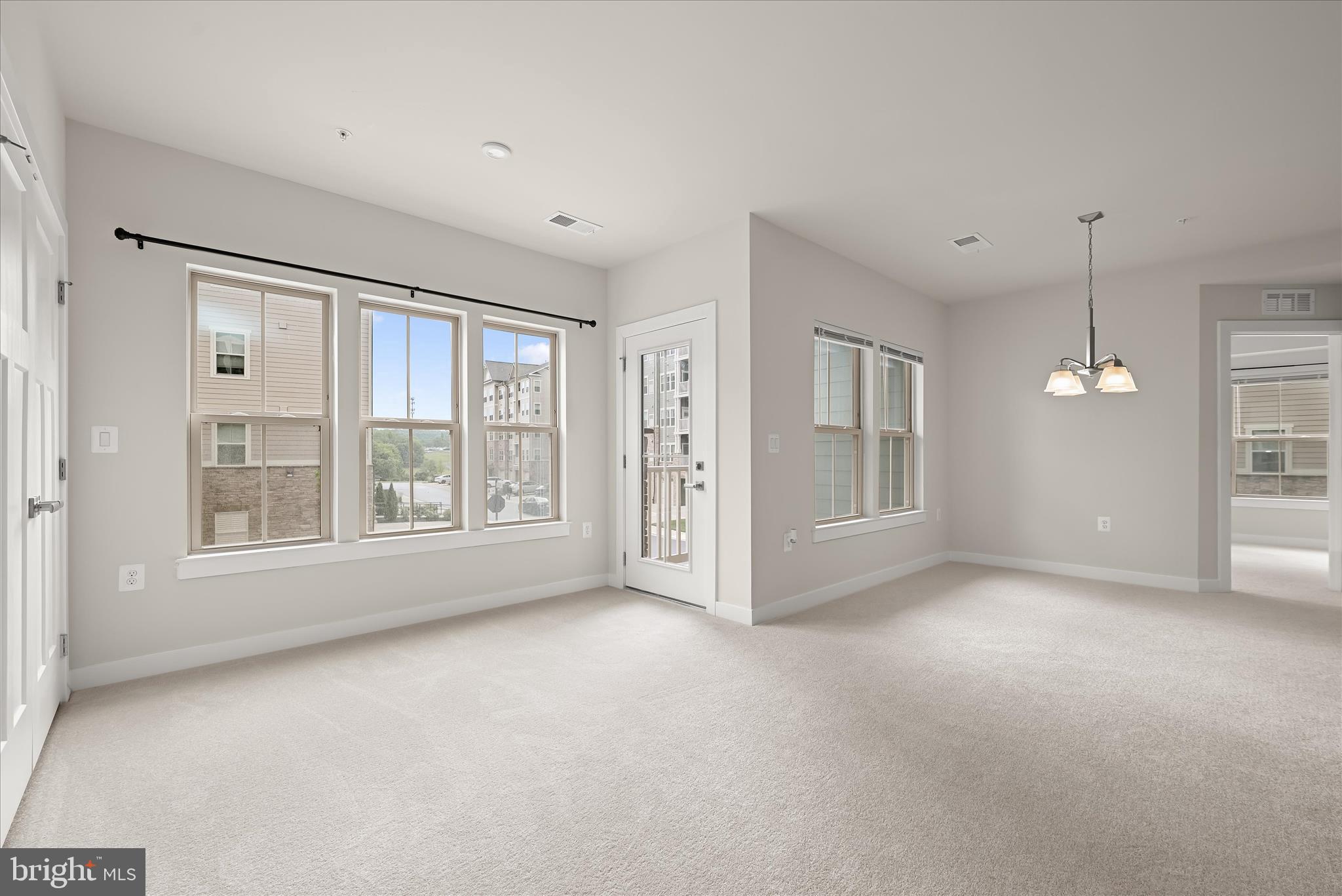 URBANA - Residential