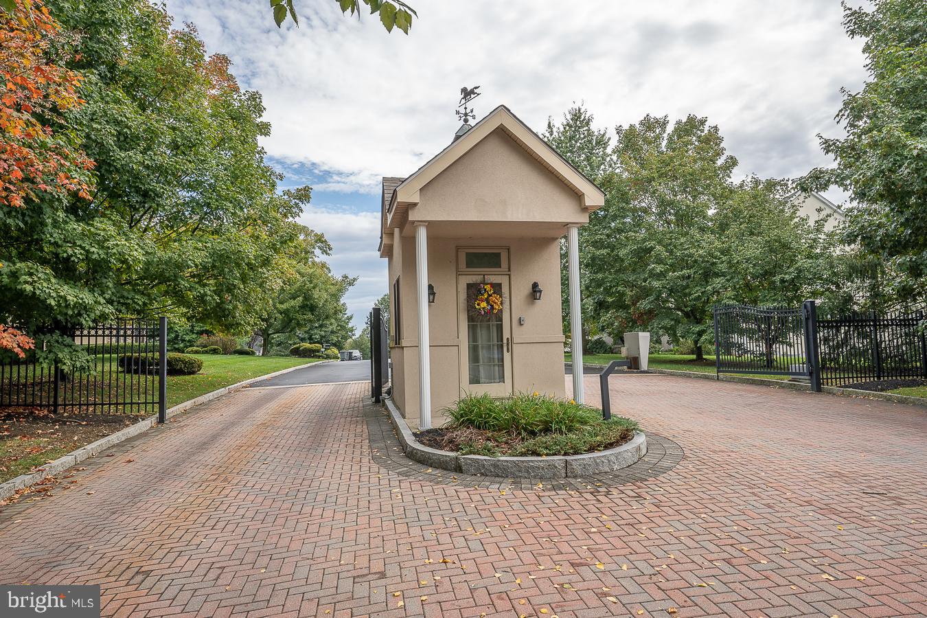 RESERVE AT SPRING - Residential