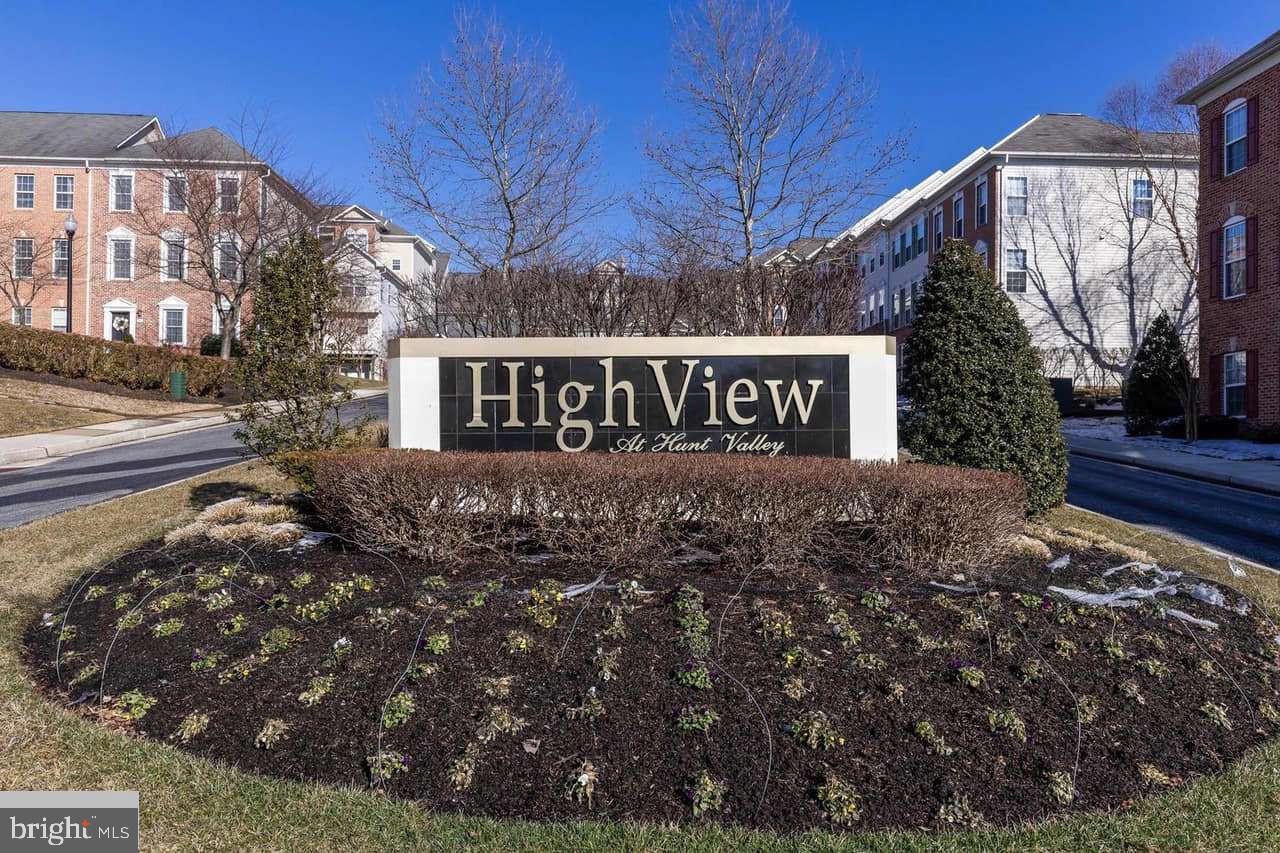 HUNT VALLEY ESTATES - Residential