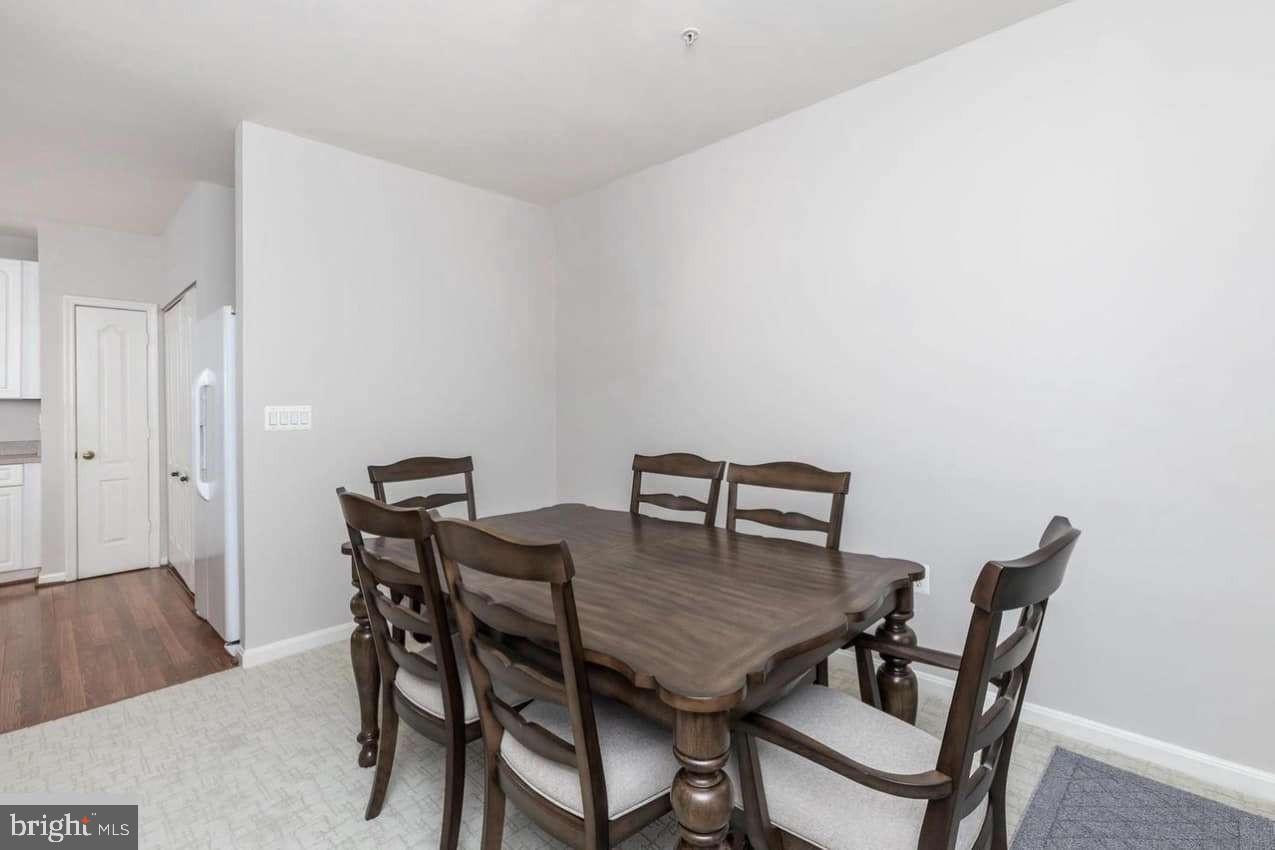 HUNT VALLEY ESTATES - Residential